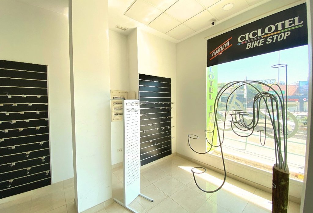 Alquiler - commercial_premises - Calpe - Centro Urbano