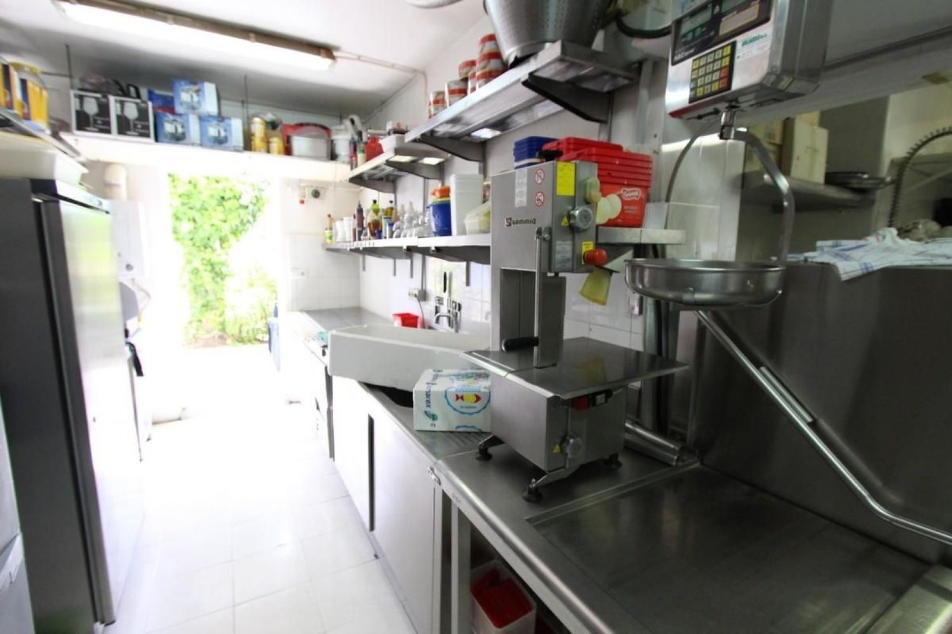 Herverkoop - Commercial Premises - Calpe - Playa De Arenal