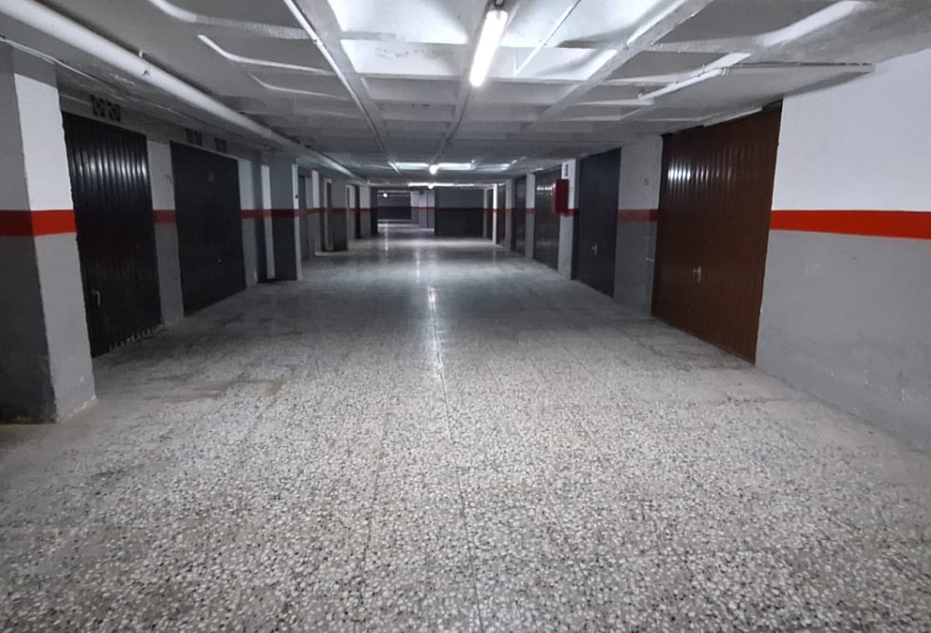 Herverkoop - Garage - Calpe - Arenal