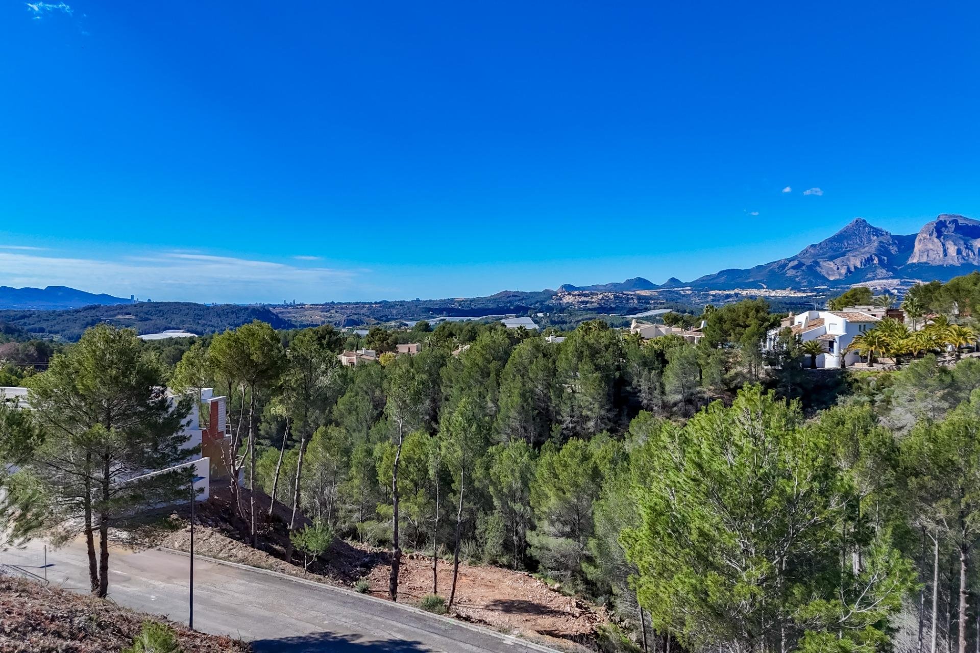 Herverkoop - Land - Callosa De Ensarrià - Santa clara