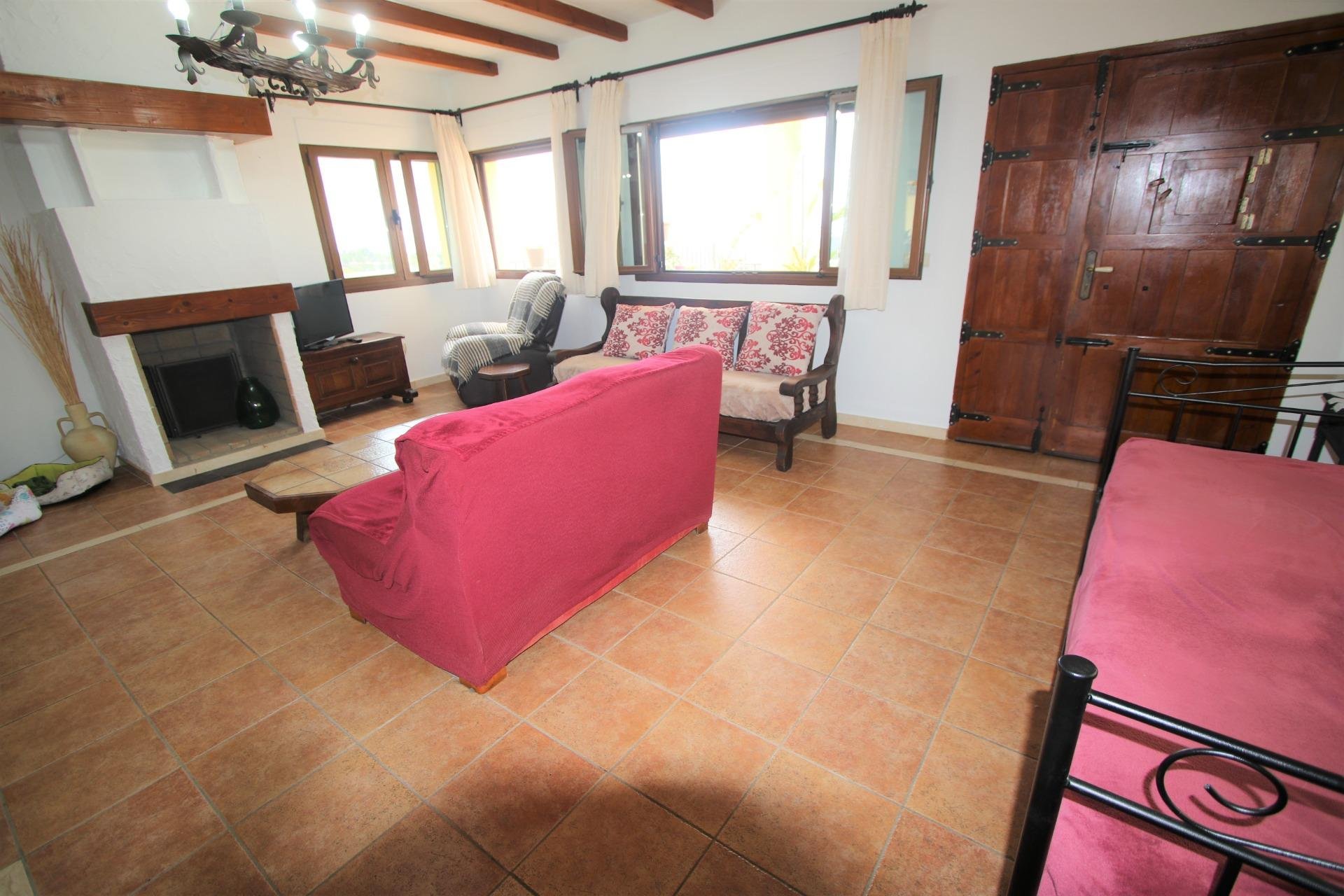 Herverkoop - Villa - Callosa De Ensarrià - Zona Residencial