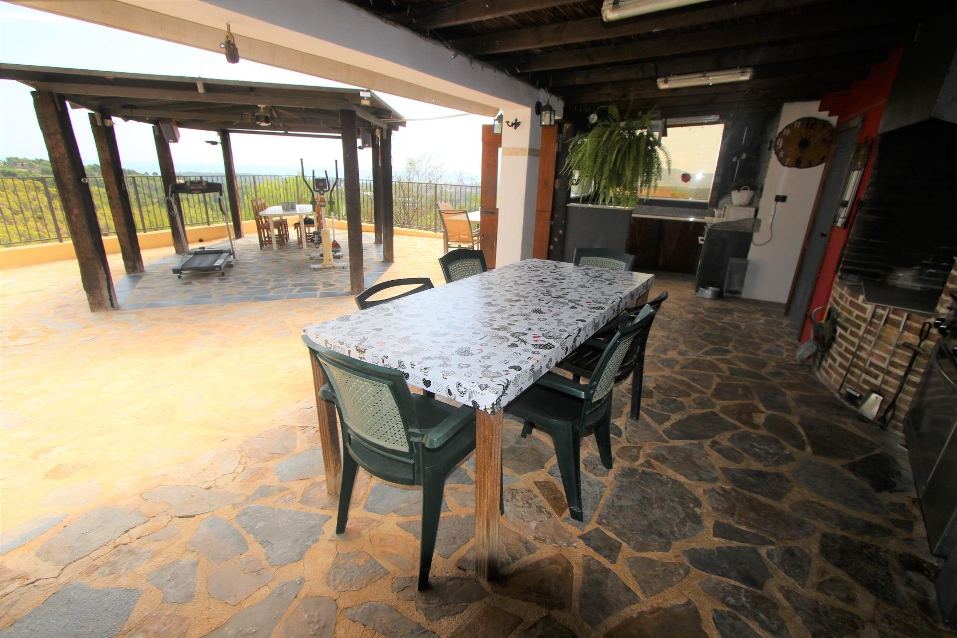 Herverkoop - Villa - Callosa De Ensarrià - Zona Residencial