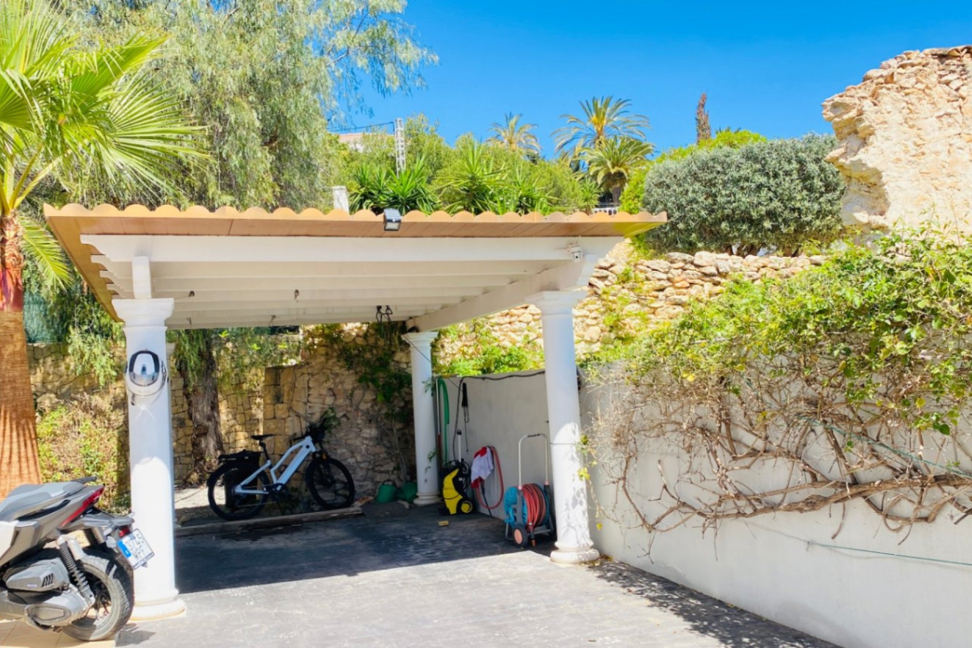 Herverkoop - Villa - Calpe - Cometa