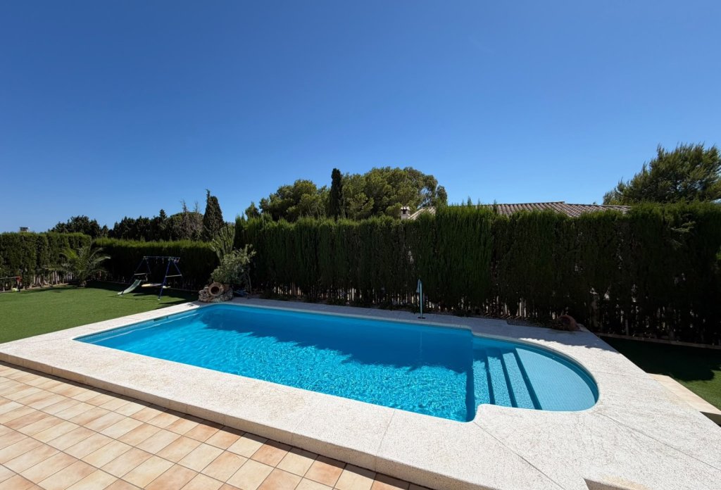 Herverkoop - Villa - Calpe - Cometa