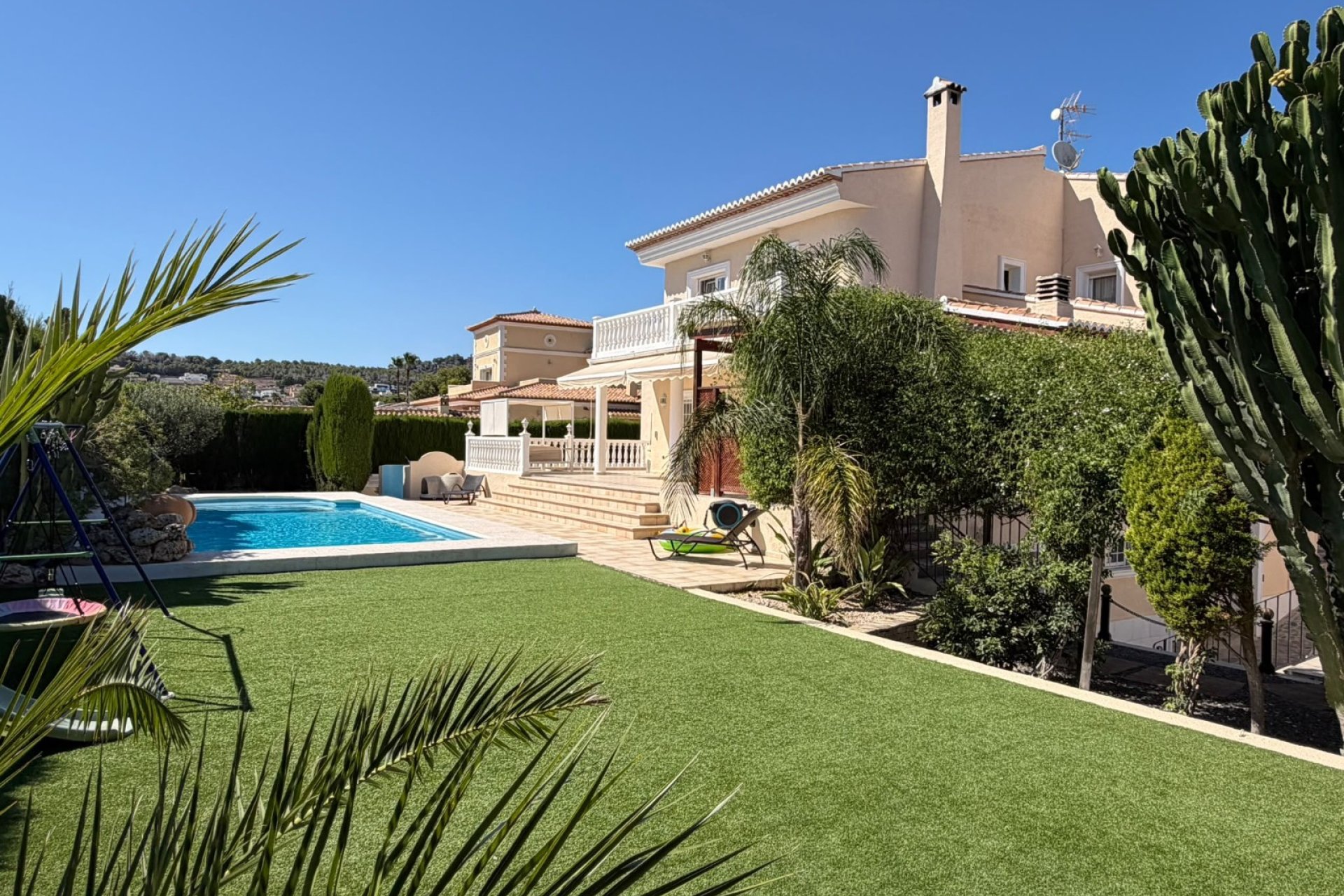 Herverkoop - Villa - Calpe - Cometa