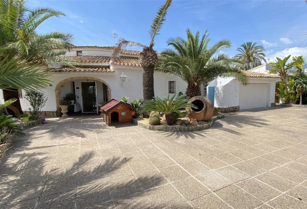 Herverkoop - Villa - Calpe - Empedrola