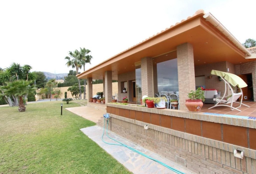 Herverkoop - Villa - Calpe - Gargasindi