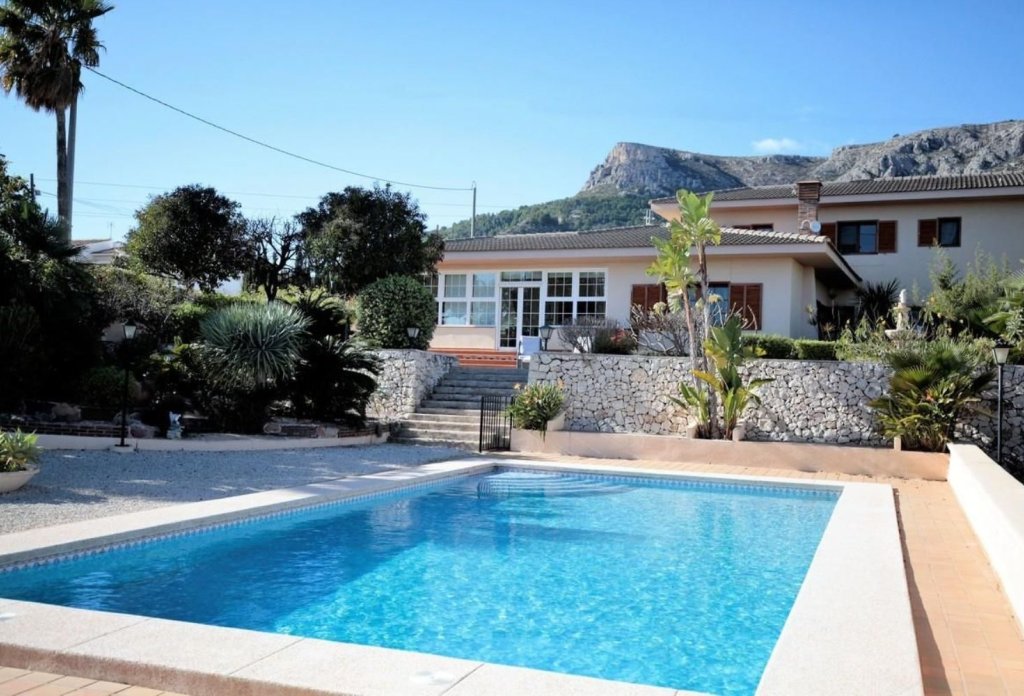 Herverkoop - Villa - Calpe - Gargasindi