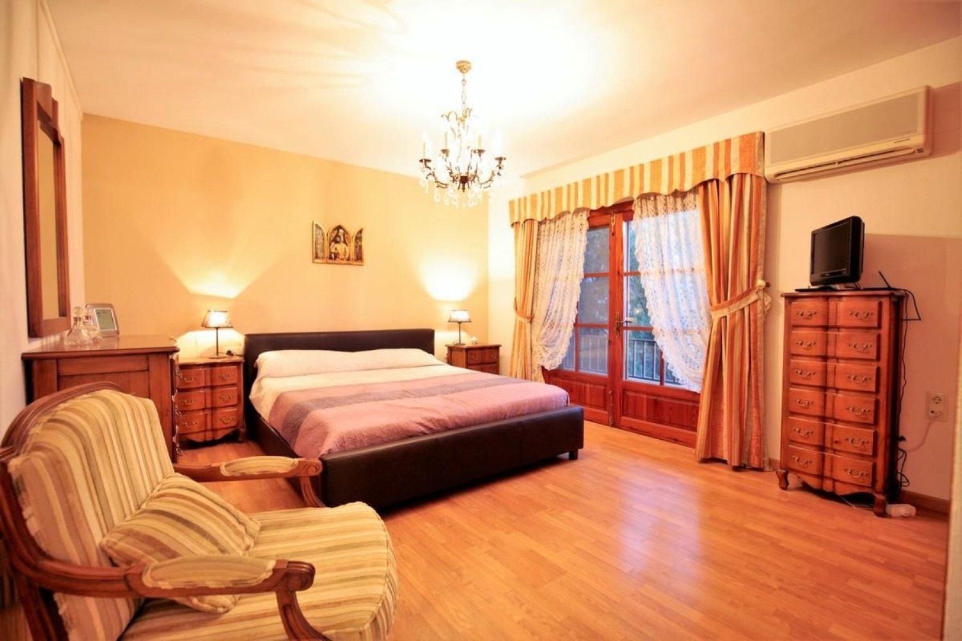 Herverkoop - Villa - Calpe - Gargasindi