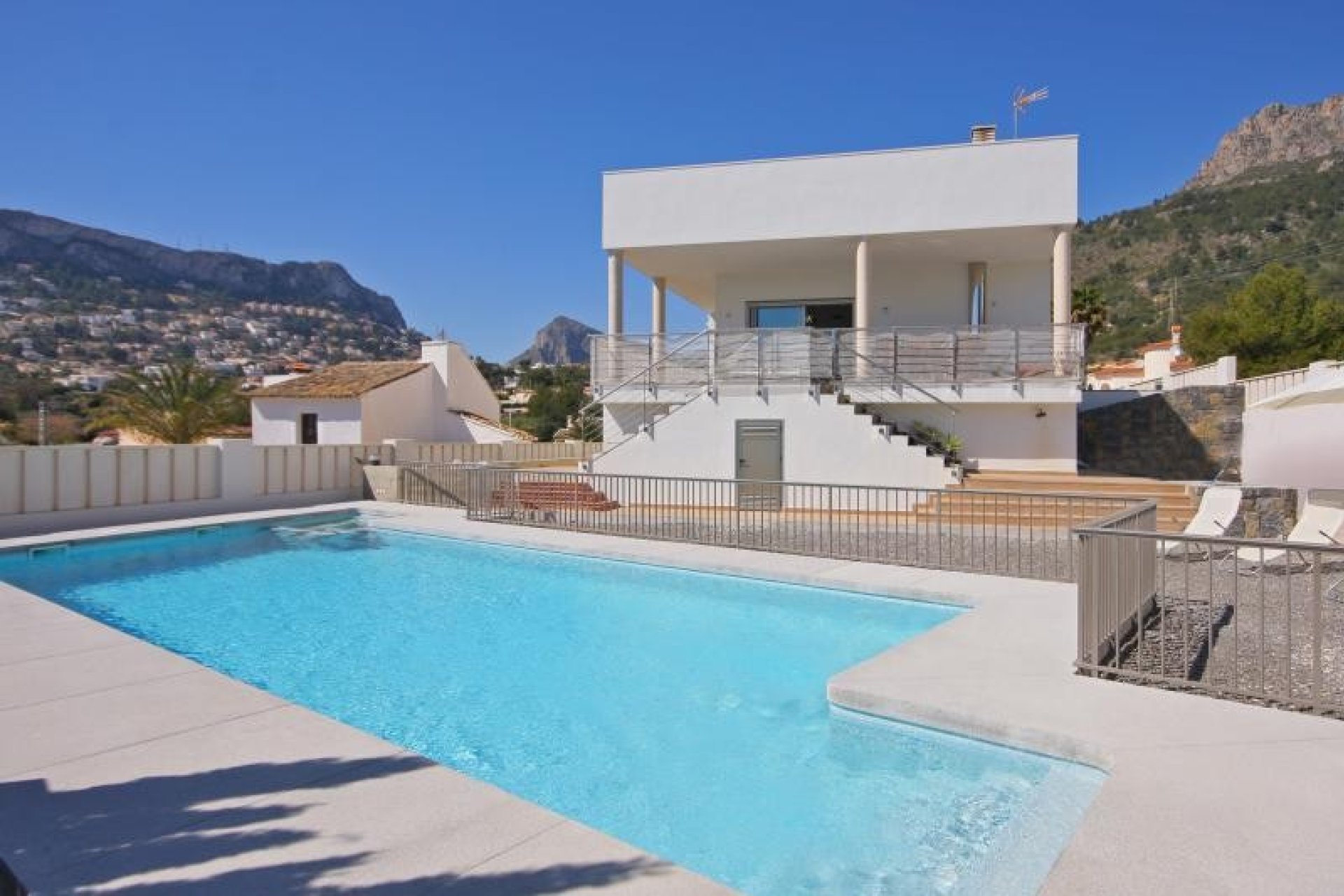 Herverkoop - Villa - Calpe - La Canuta