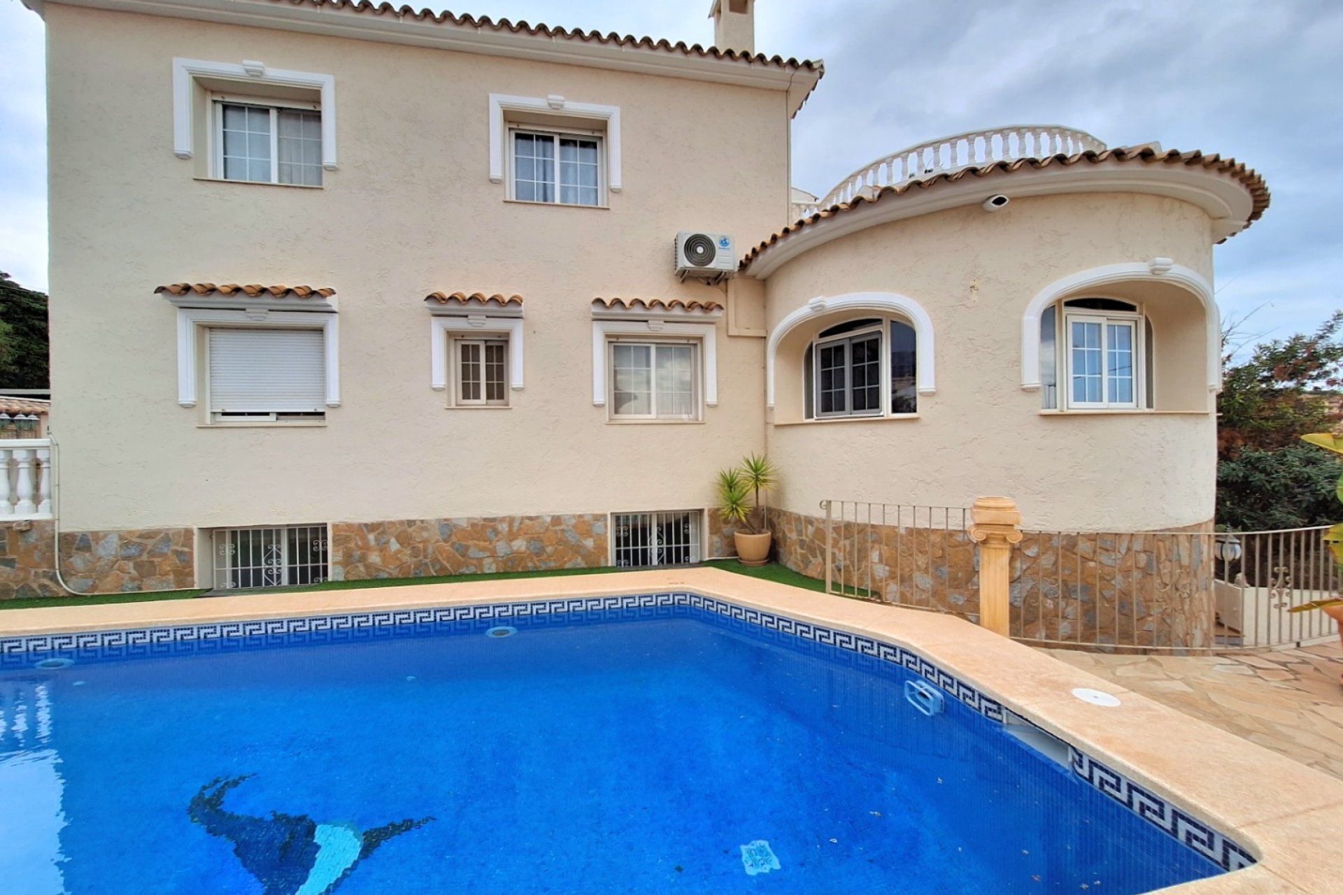 Herverkoop - Villa - Calpe - Urbanizaciones