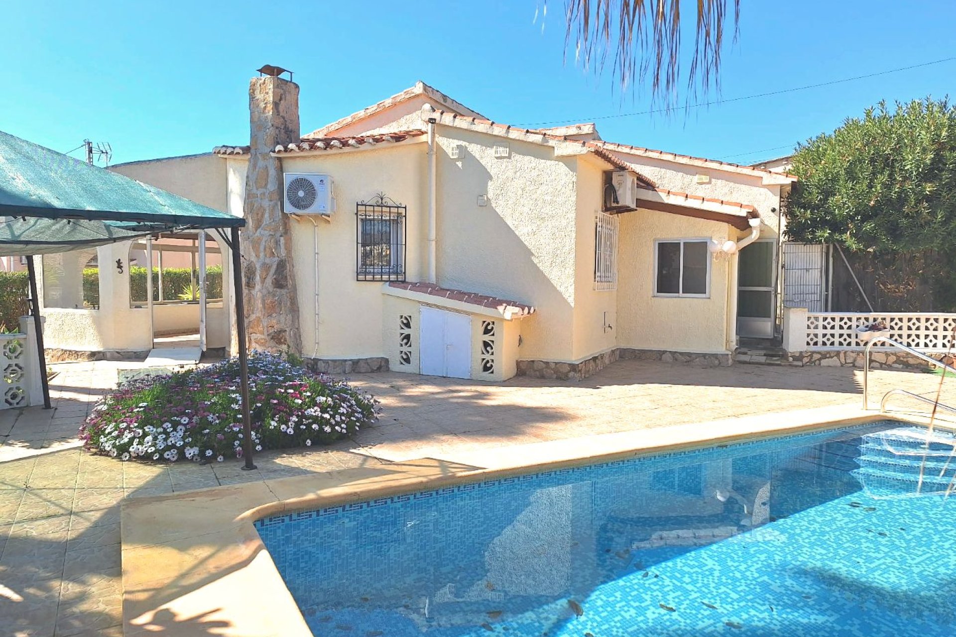 Herverkoop - Villa - Calpe - Urbanizaciones