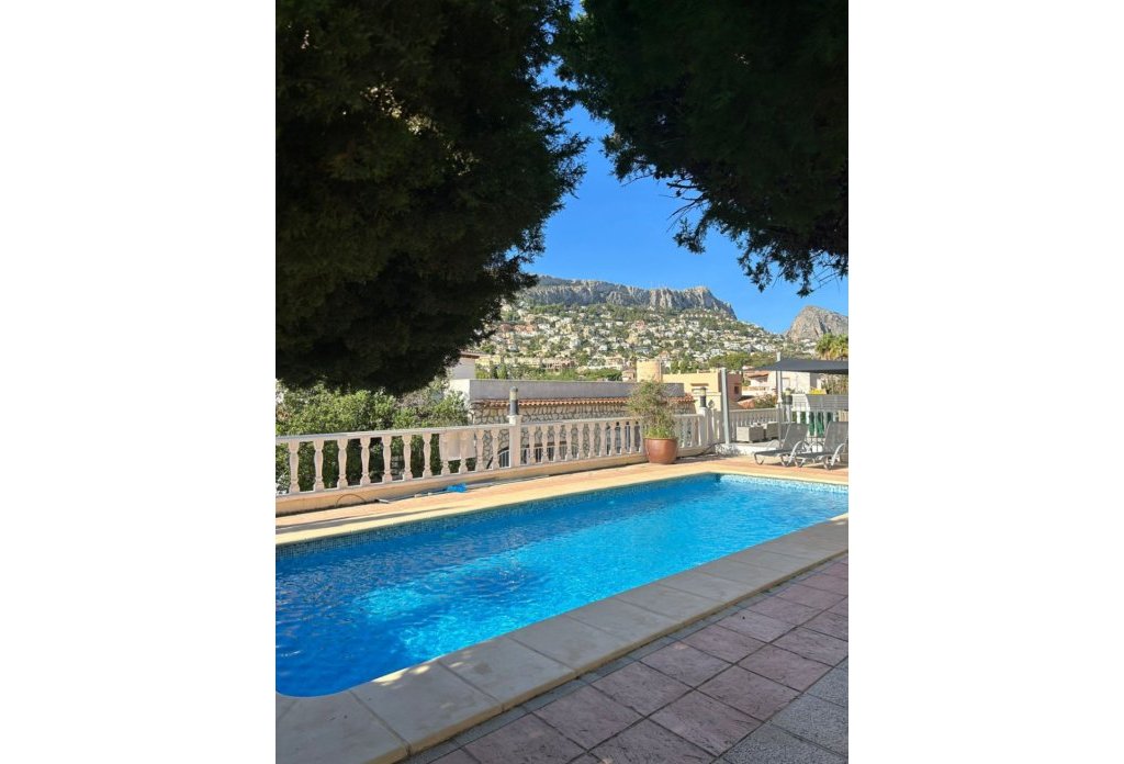 Herverkoop - Villa - Calpe - Zona Residencial