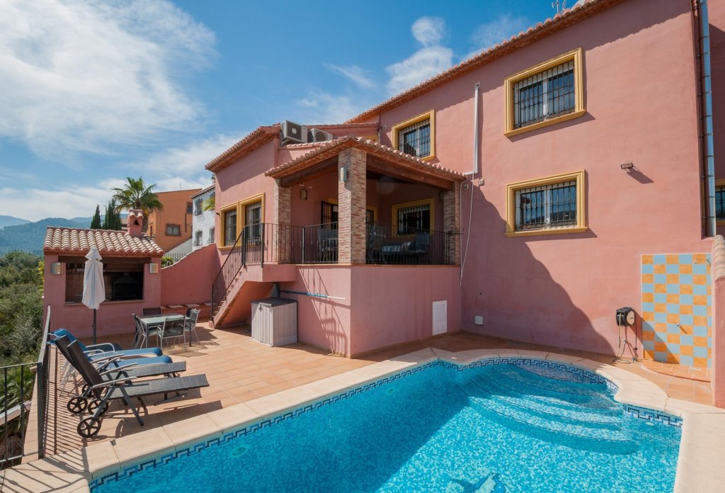 Herverkoop - Villa - Orba - Zona Residencial