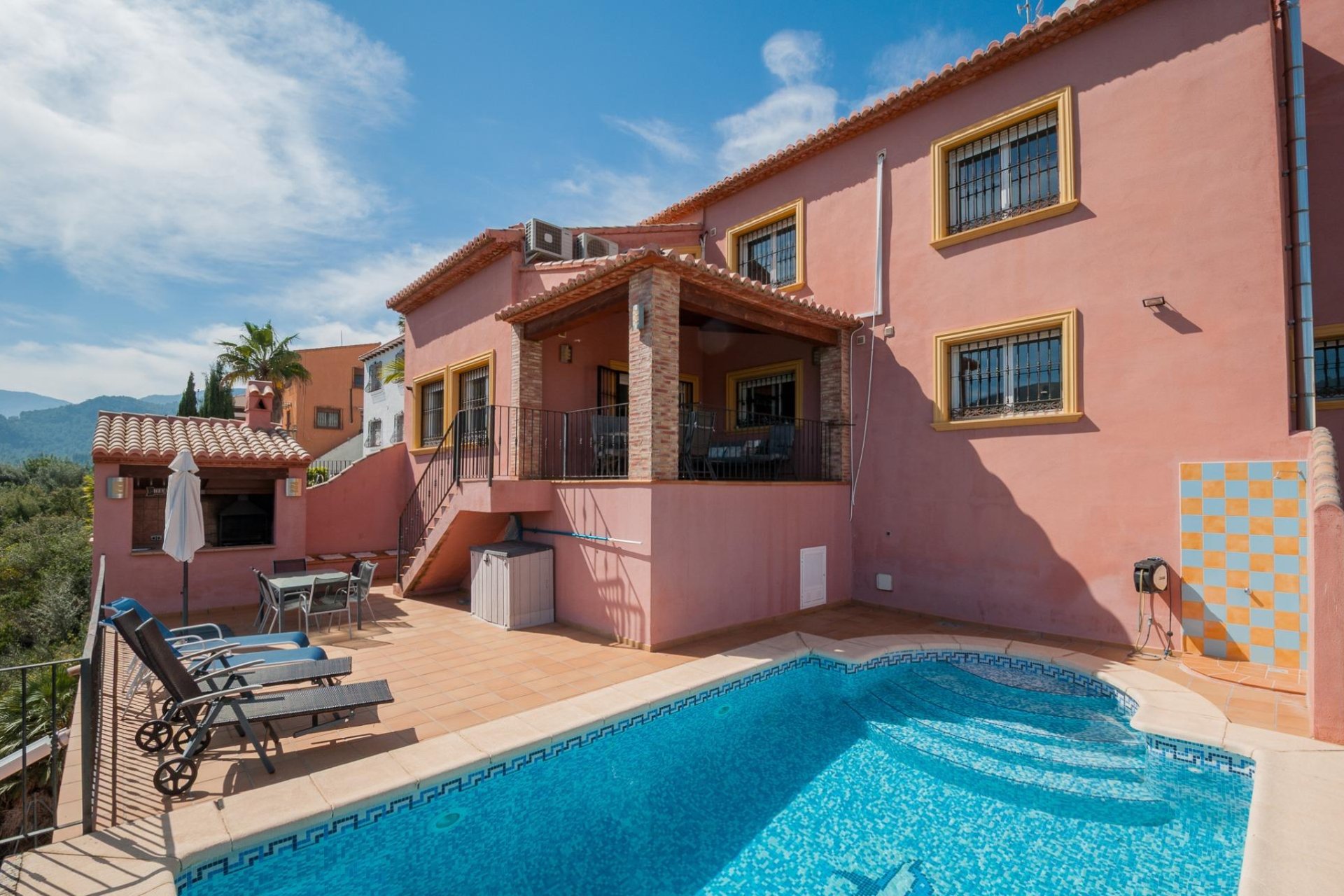 Herverkoop - Villa - Orba - Zona Residencial