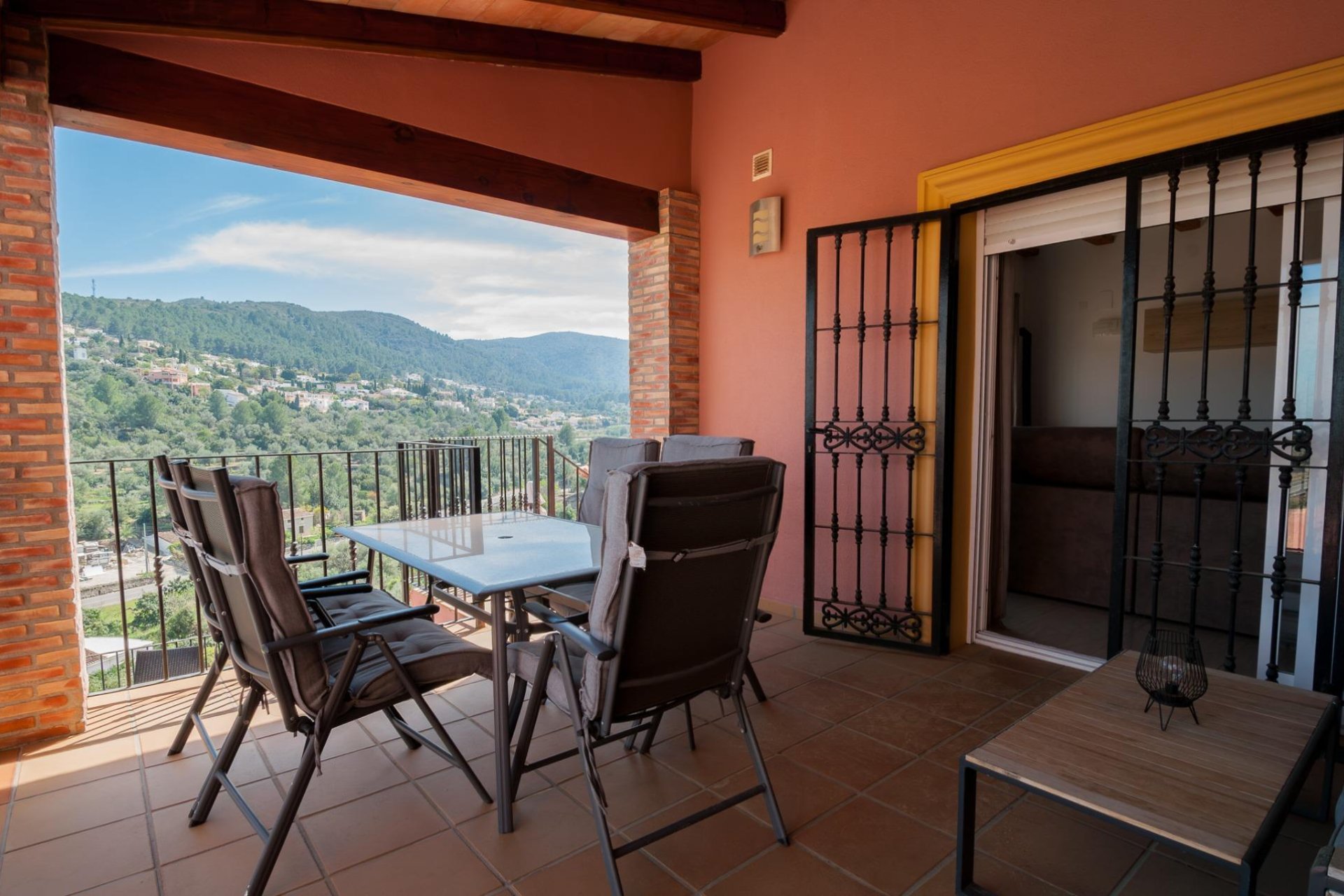 Herverkoop - Villa - Orba - Zona Residencial