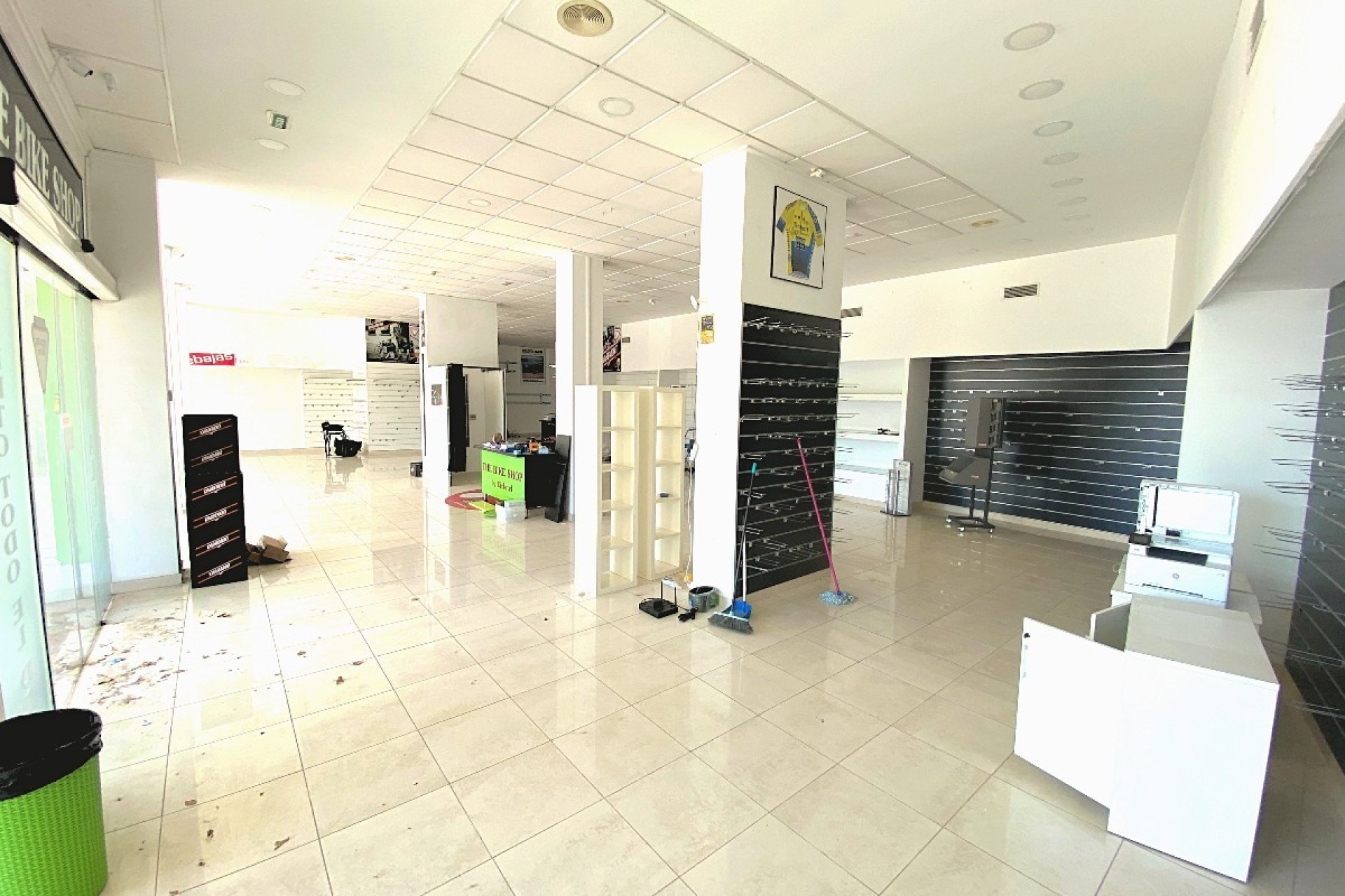 Rent - commercial_premises - Calpe - Centro Urbano