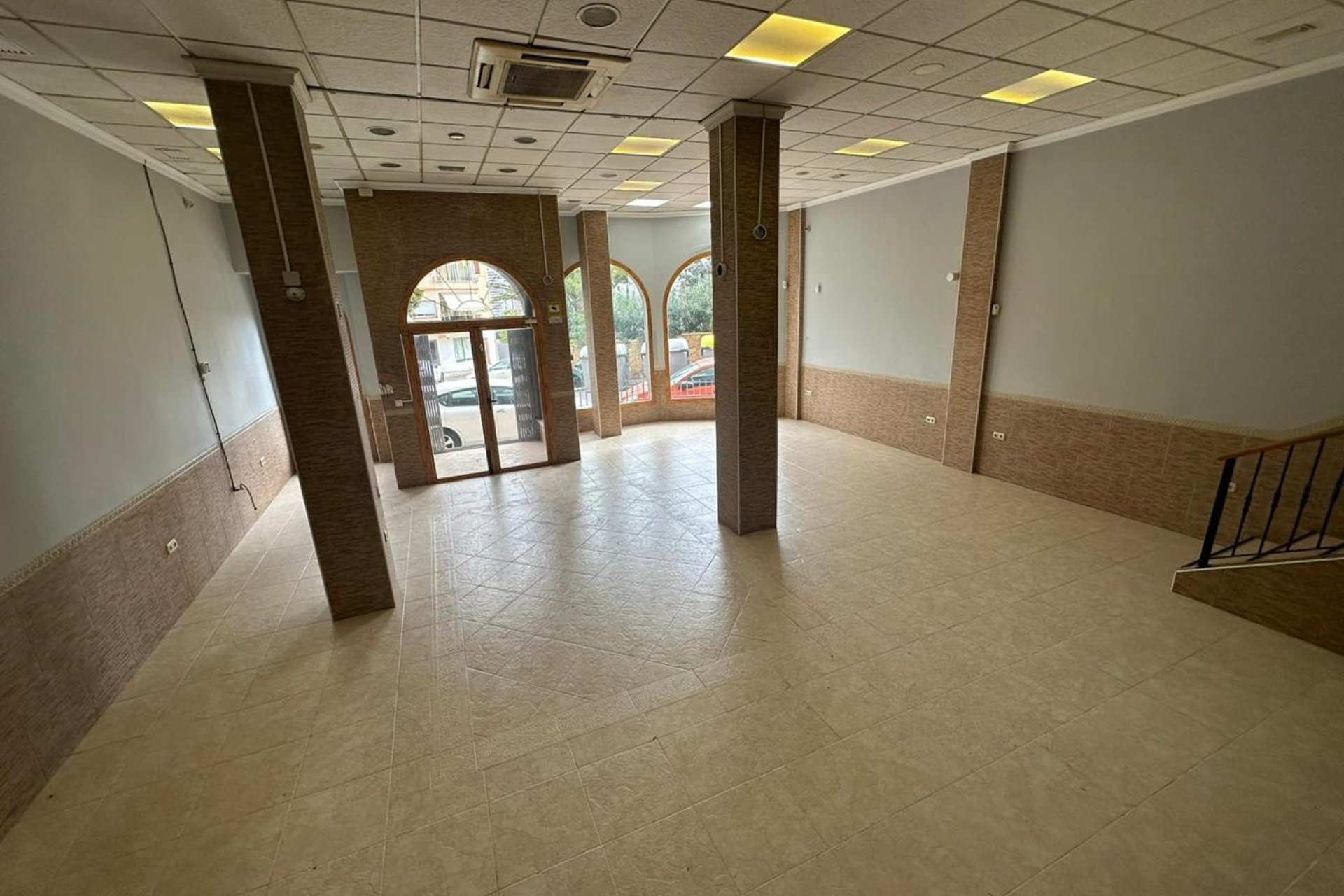 Resale - commercial_premises - Calpe - Calpe - Centro