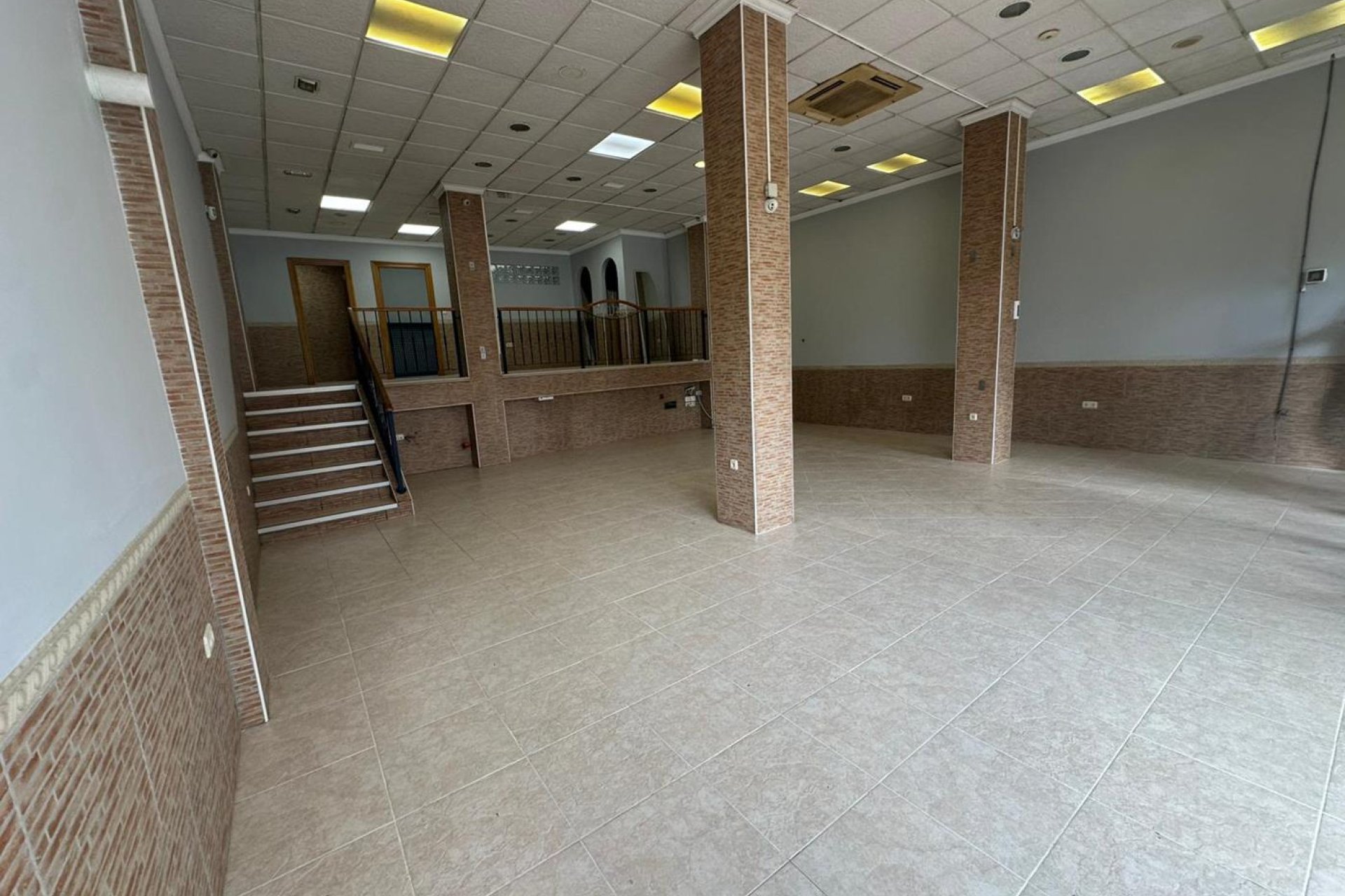 Resale - commercial_premises - Calpe - Calpe - Centro