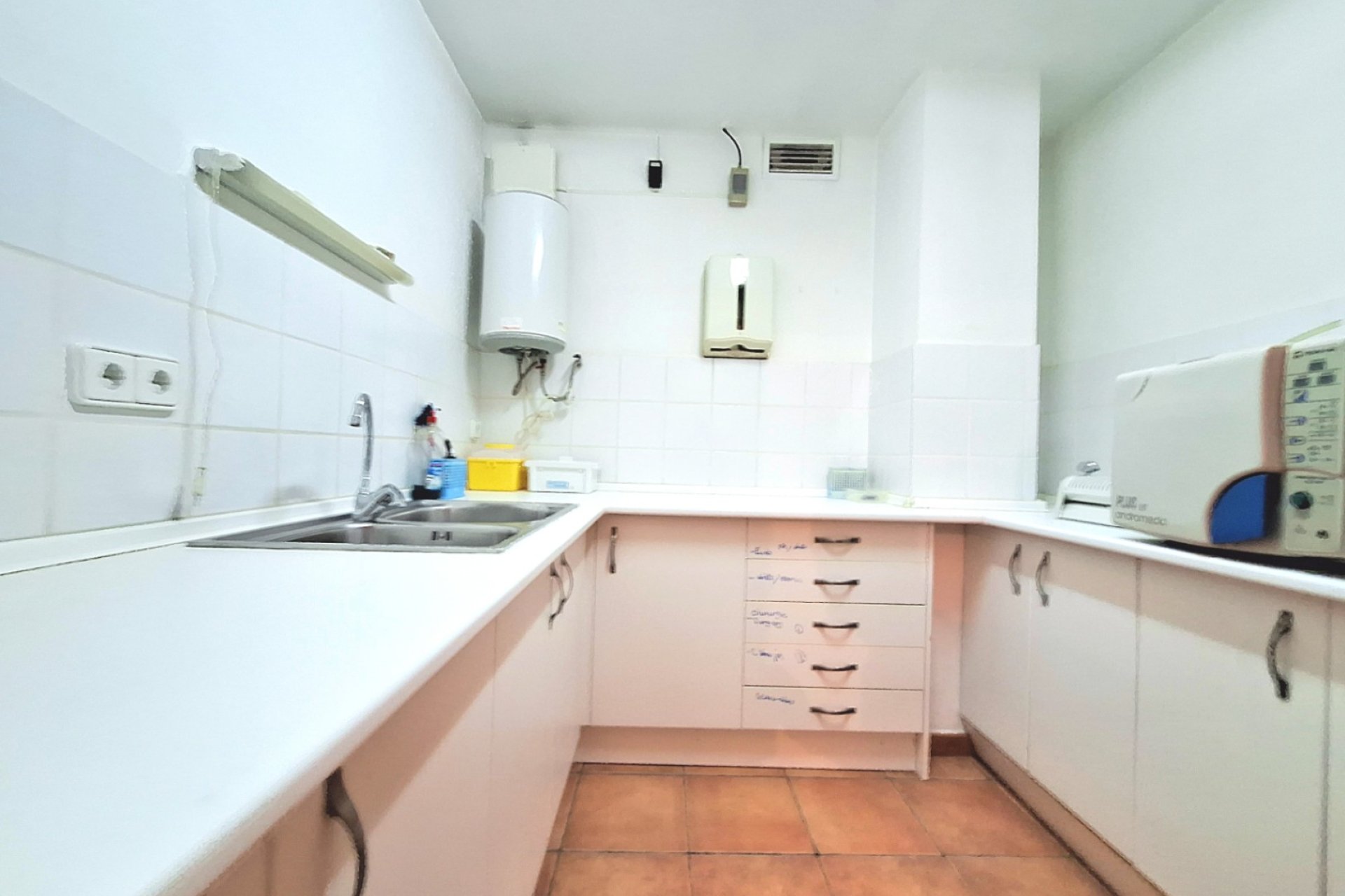 Resale - commercial_premises - Calpe - Centro Urbano