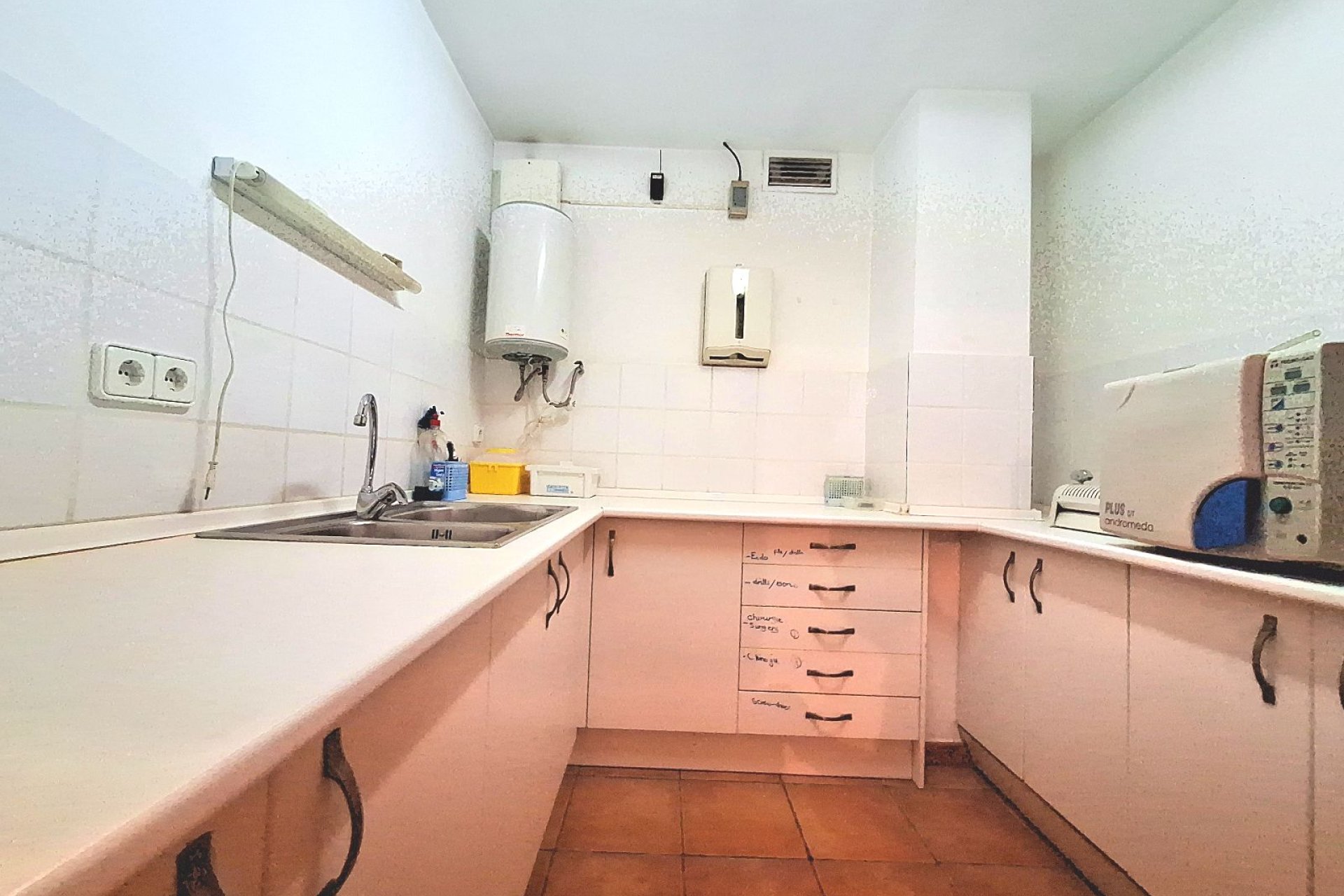 Resale - commercial_premises - Calpe - Centro Urbano