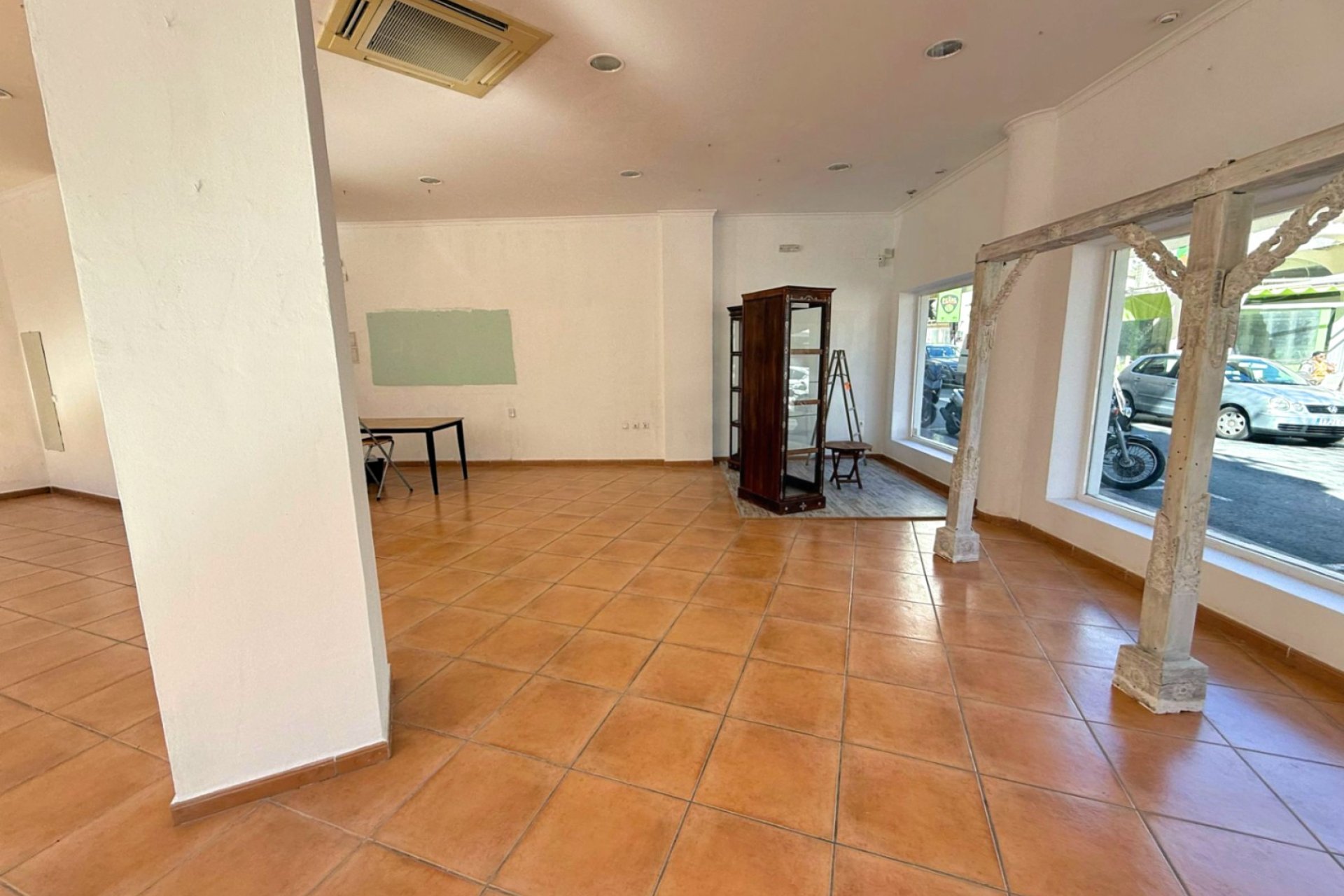 Resale - commercial_premises - Calpe - Centro Urbano