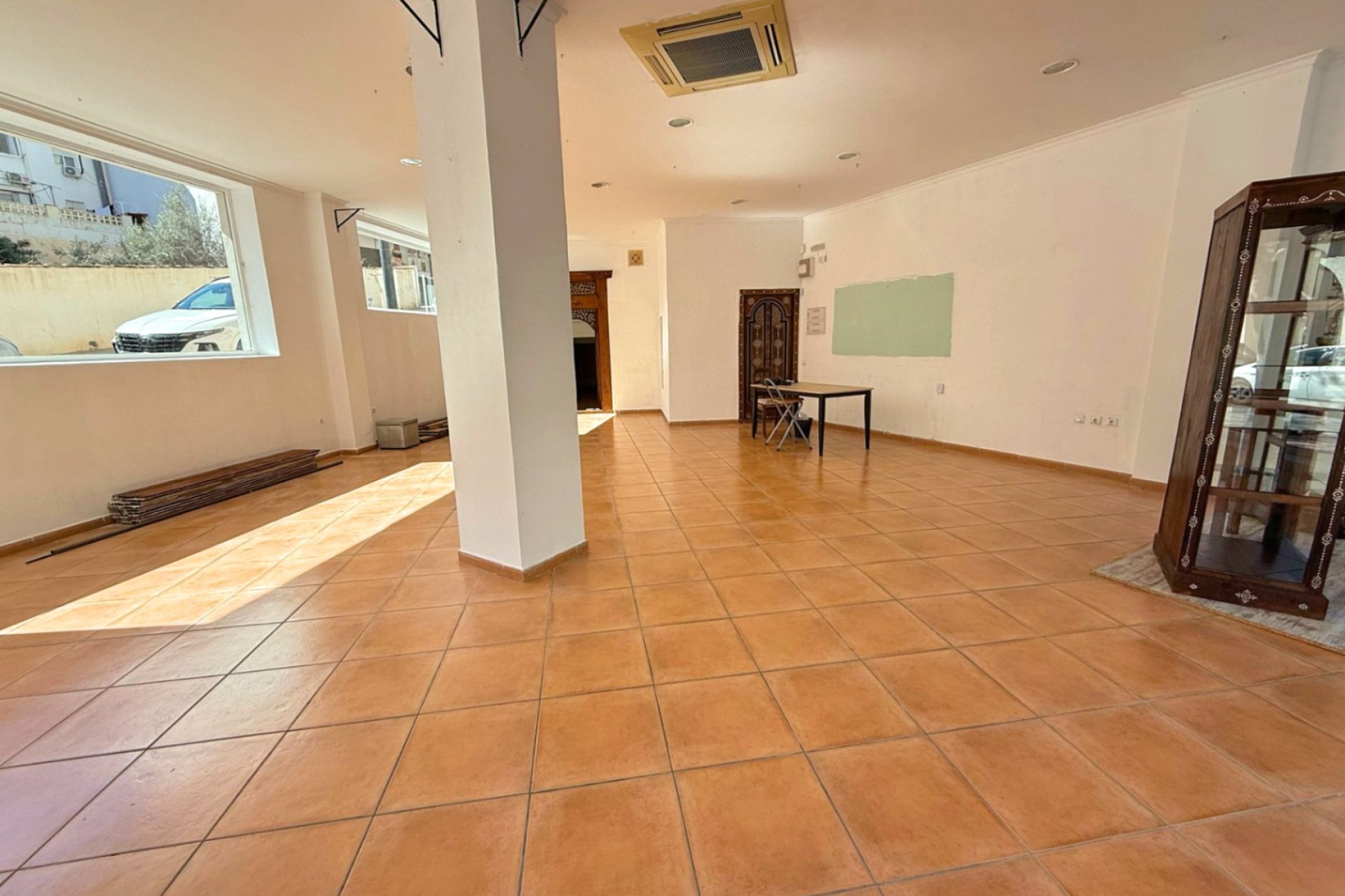 Resale - commercial_premises - Calpe - Centro Urbano