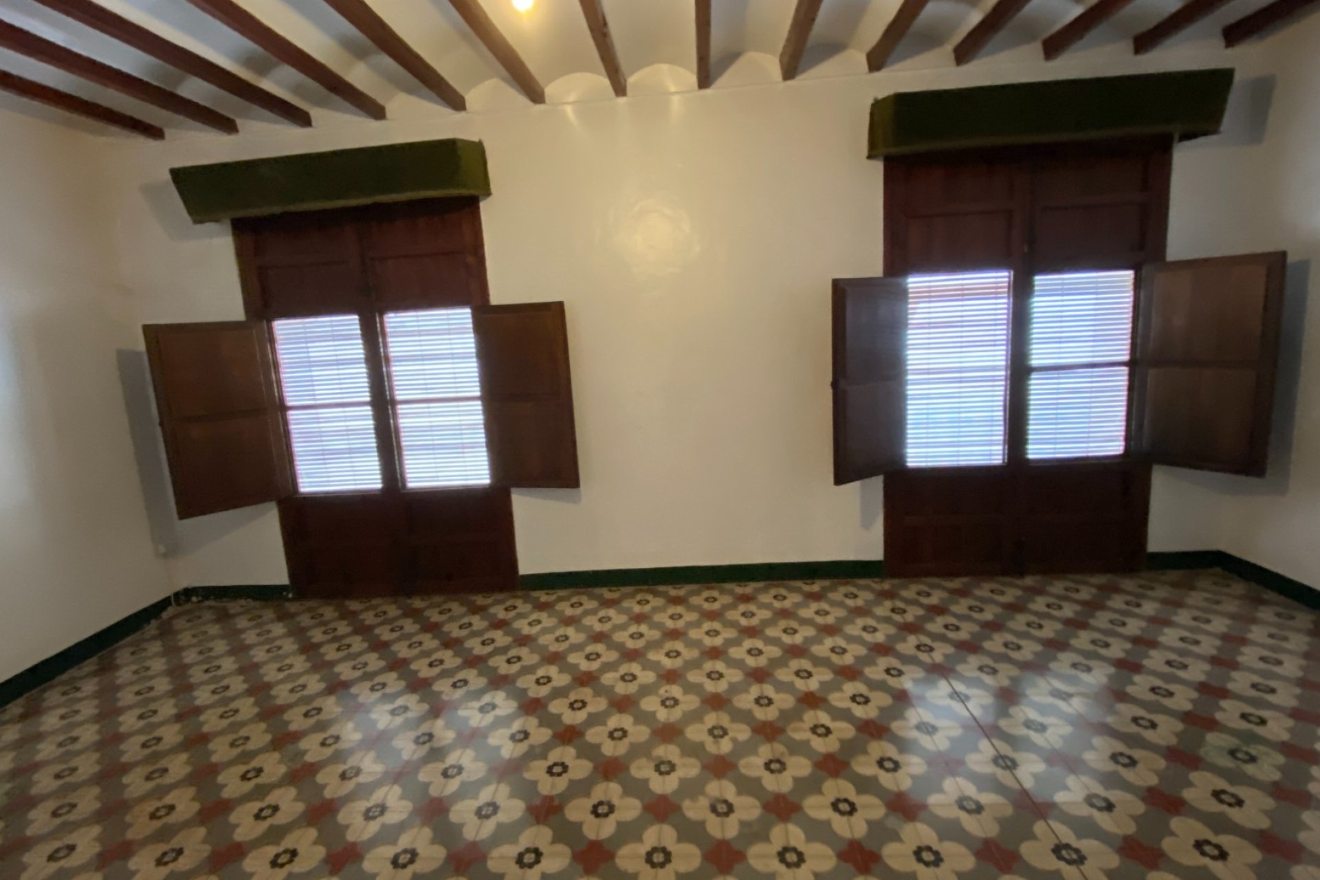 Resale - Townhouse - Jalón