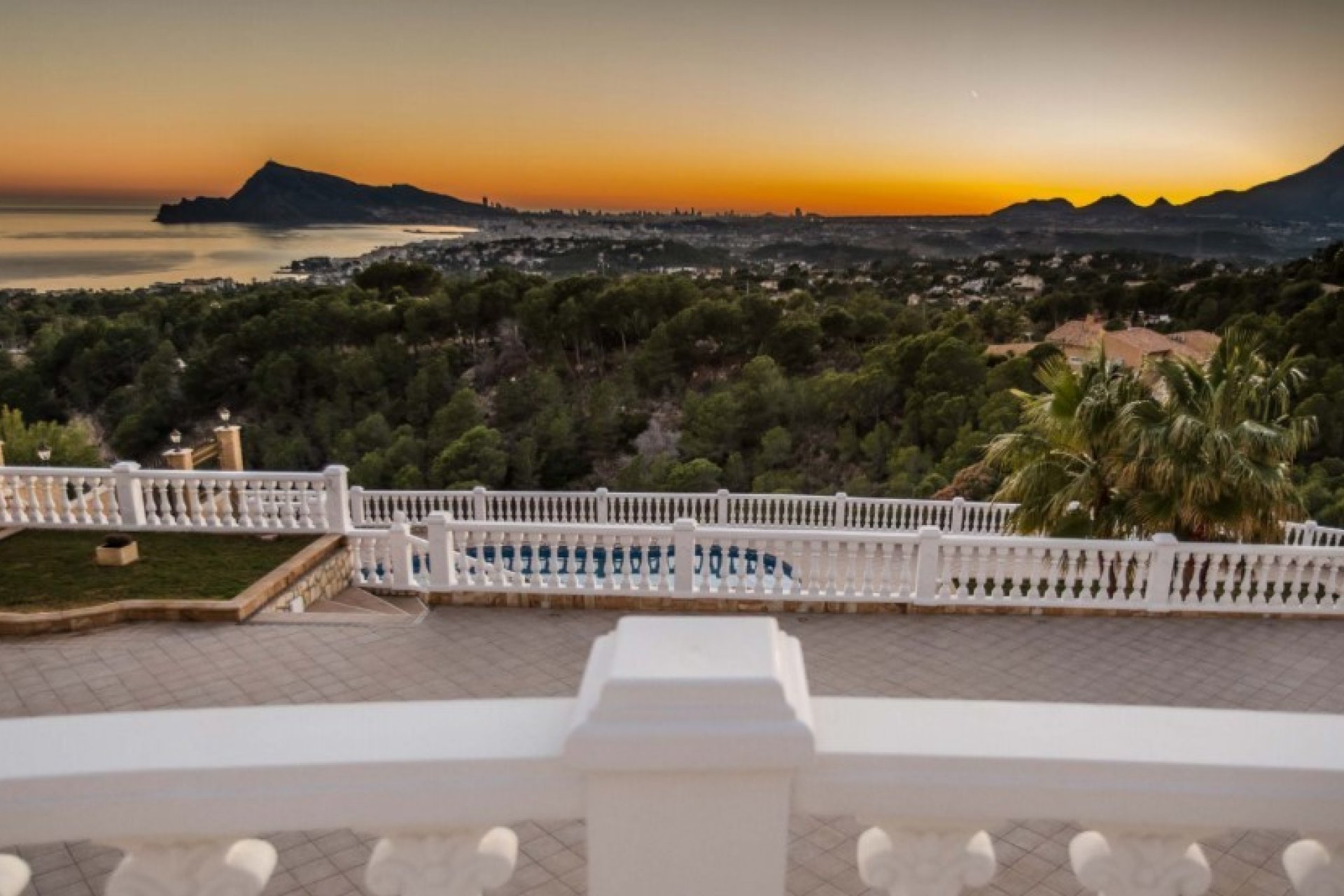Resale - Villa - Altea - La Sierra