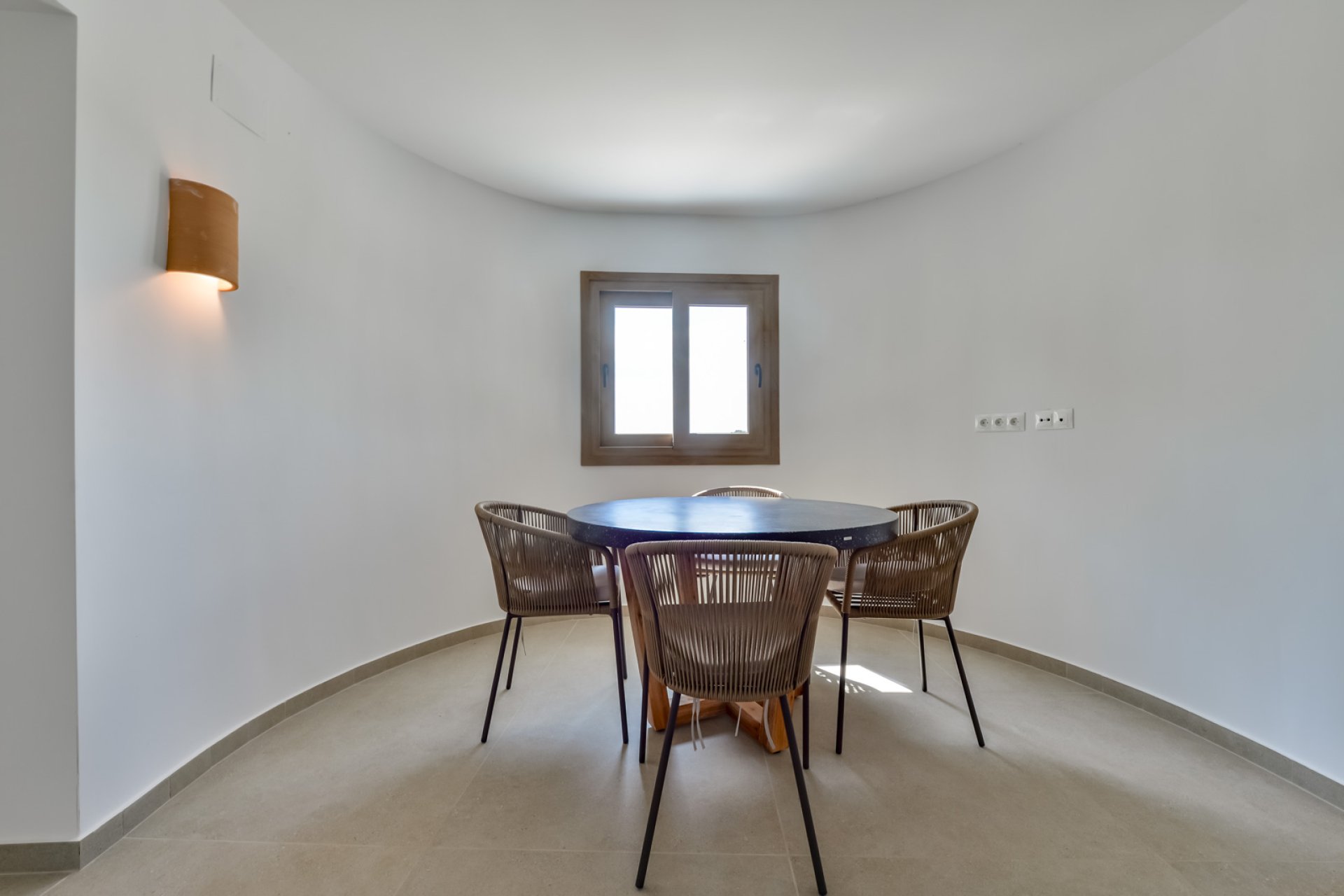 Resale - Villa - Altea - Urbanizaciones