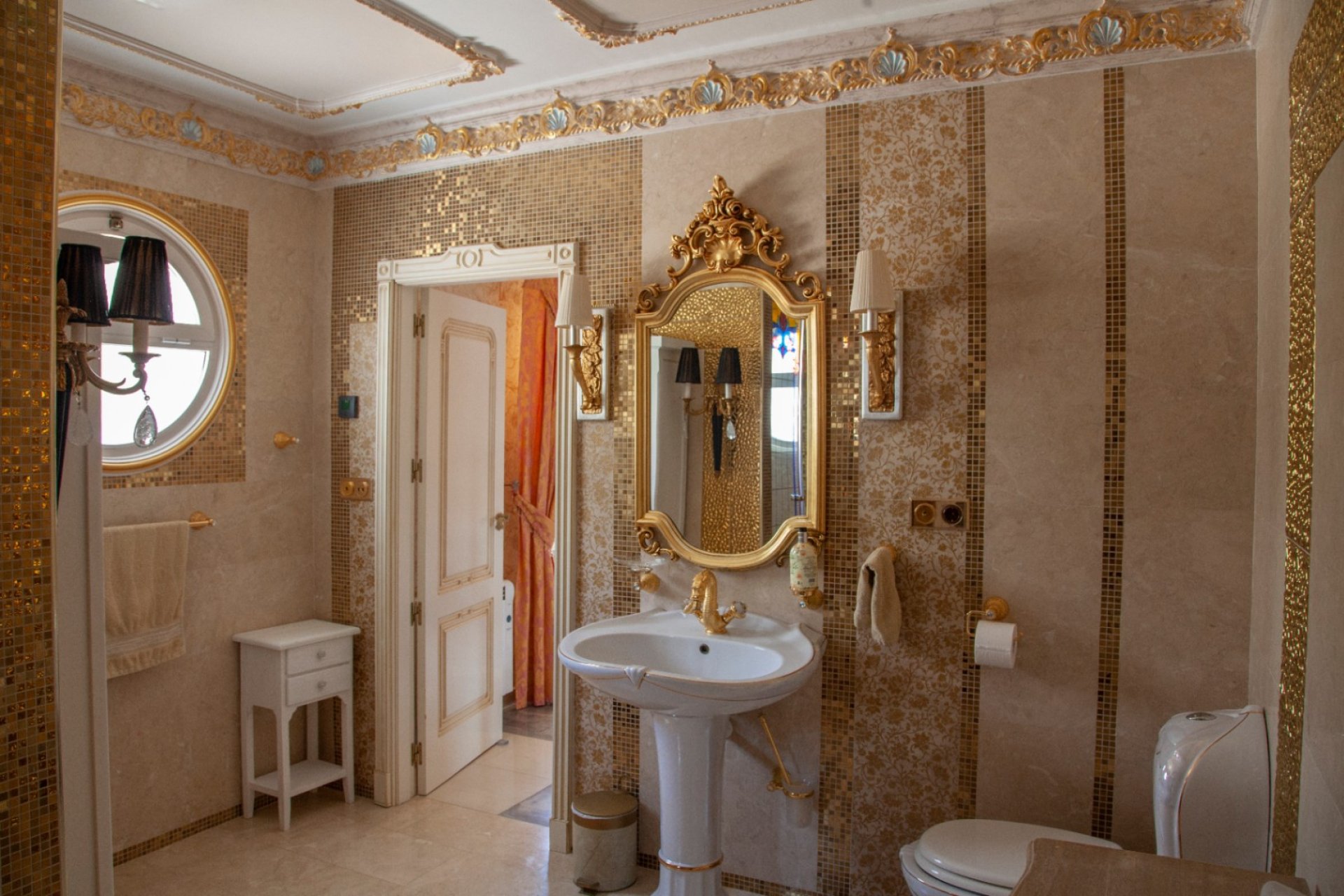Resale - Villa - Altea