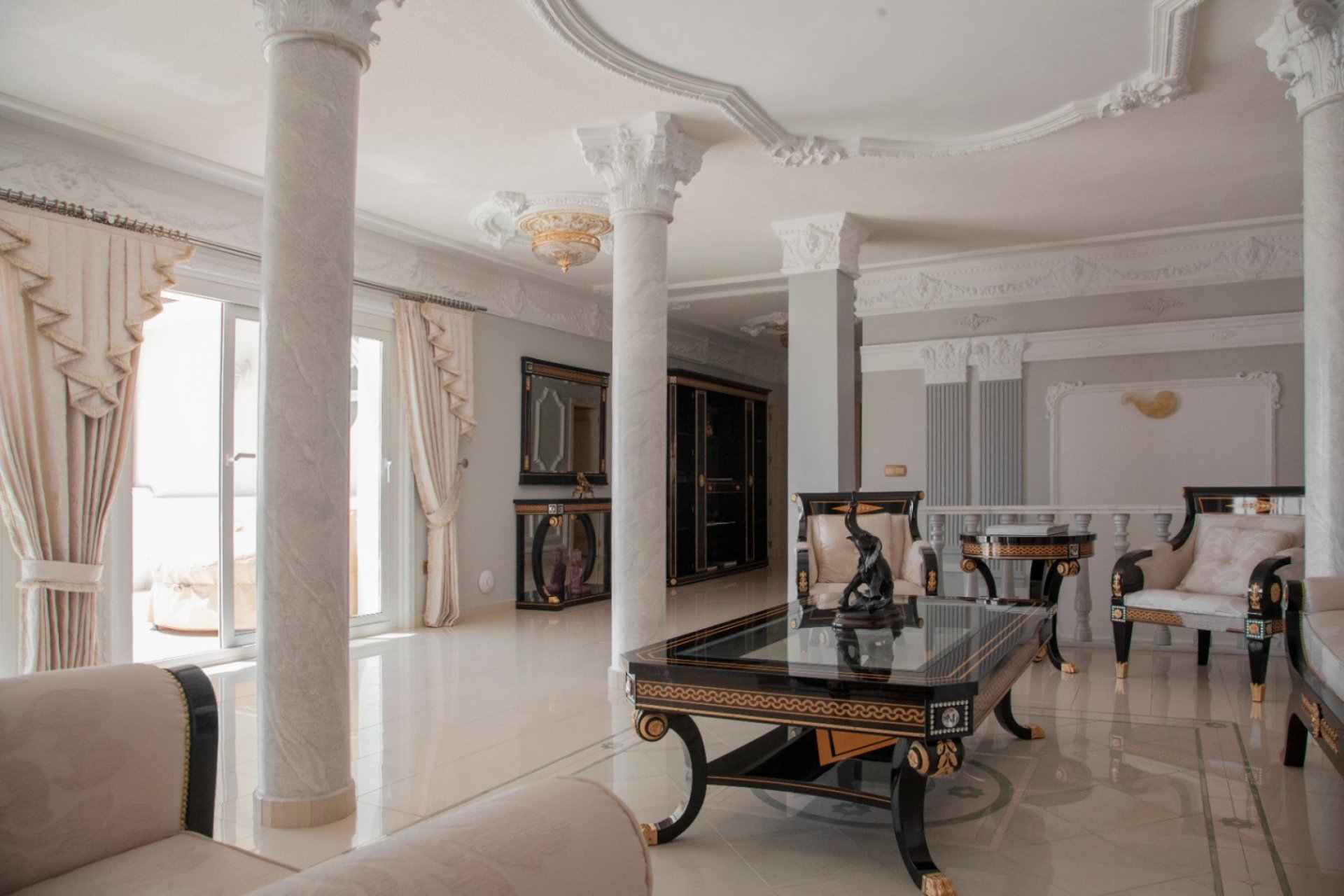 Resale - Villa - Altea
