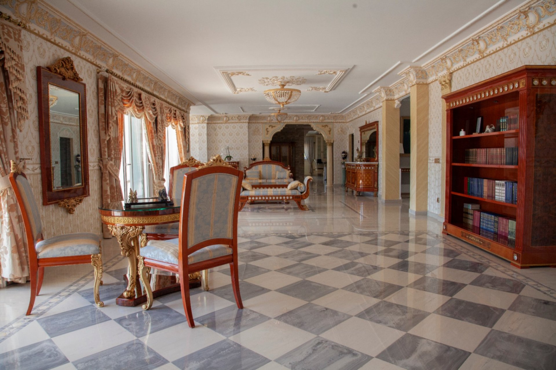 Resale - Villa - Altea