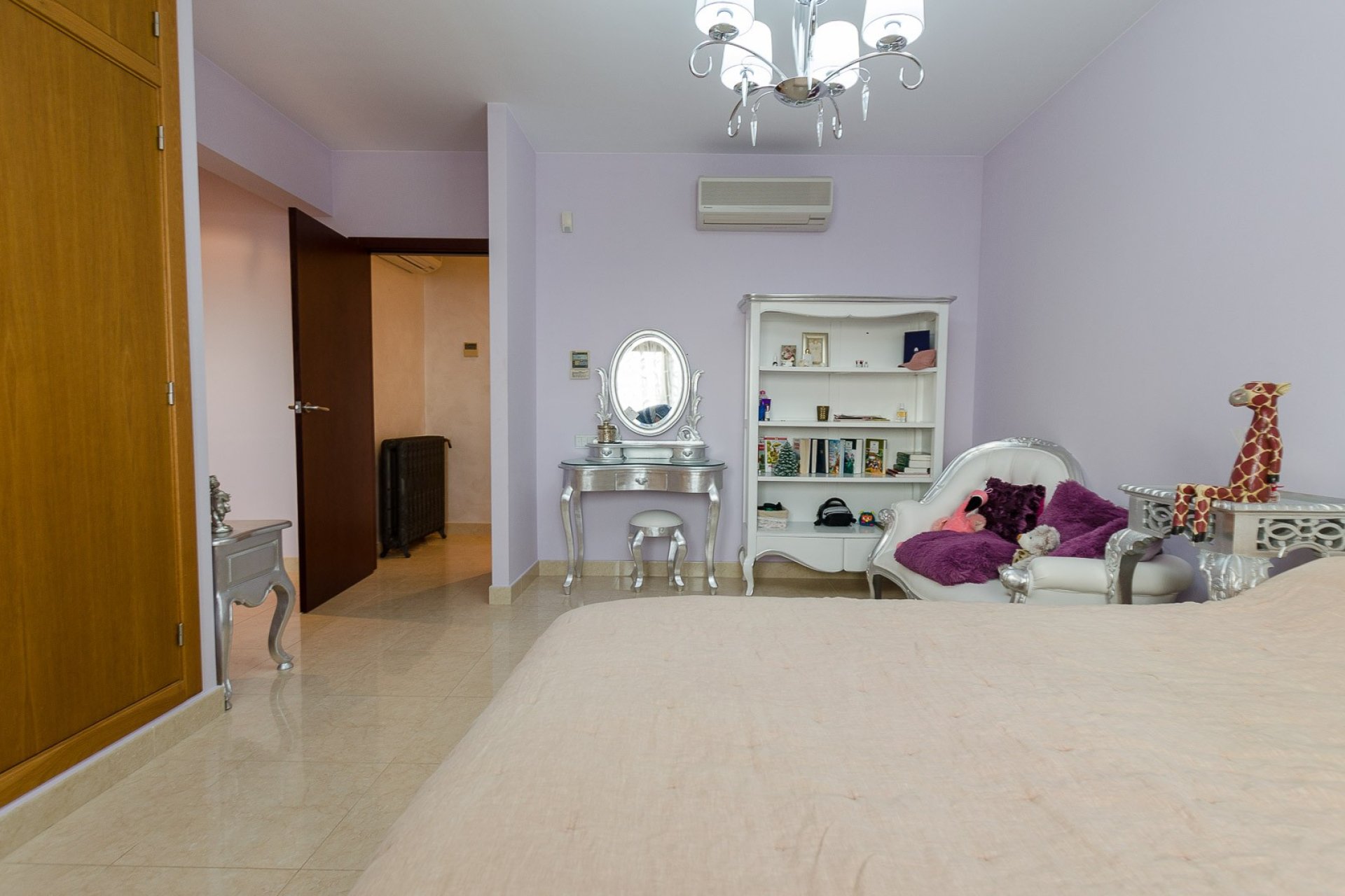 Resale - Villa - Altea