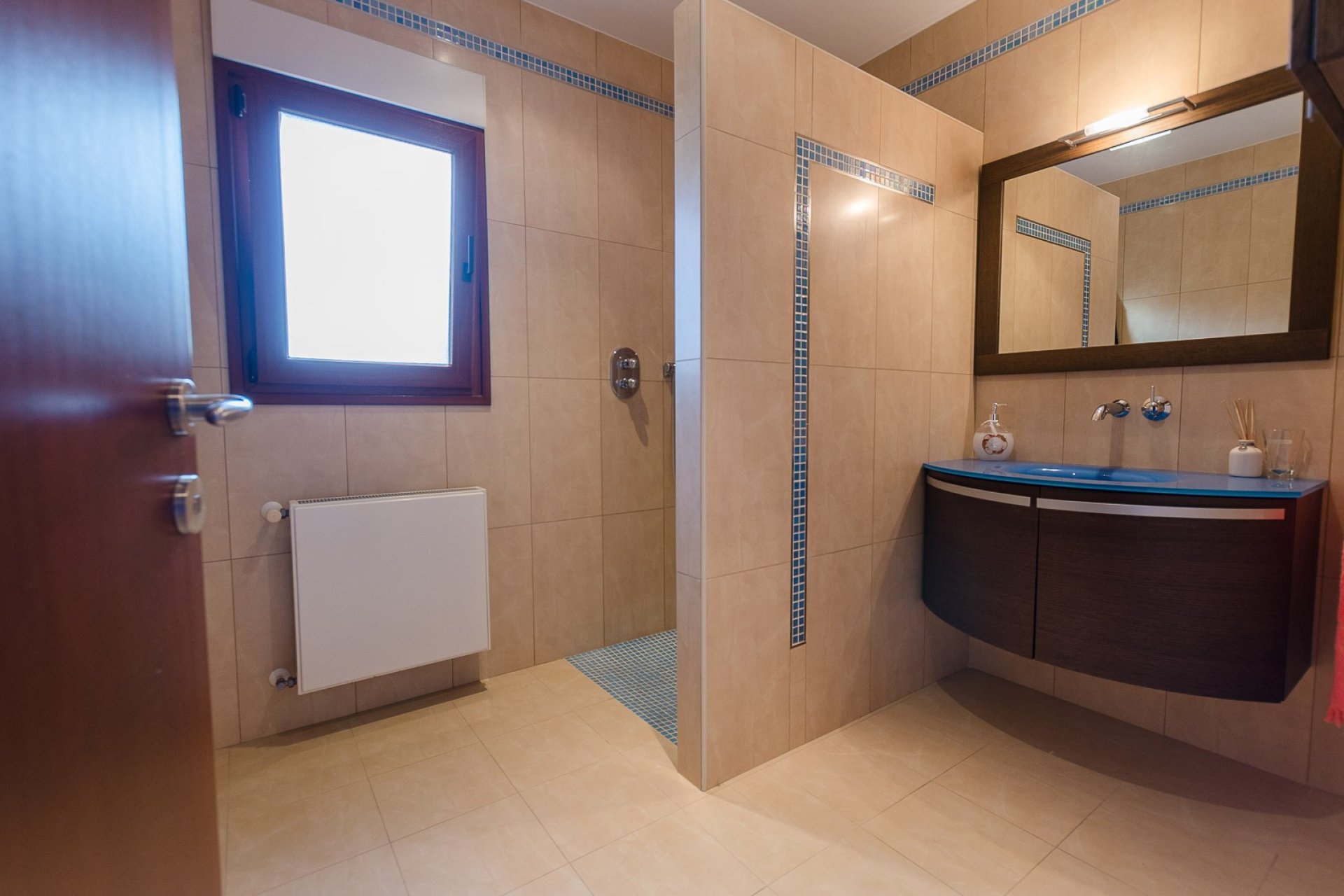 Resale - Villa - Altea
