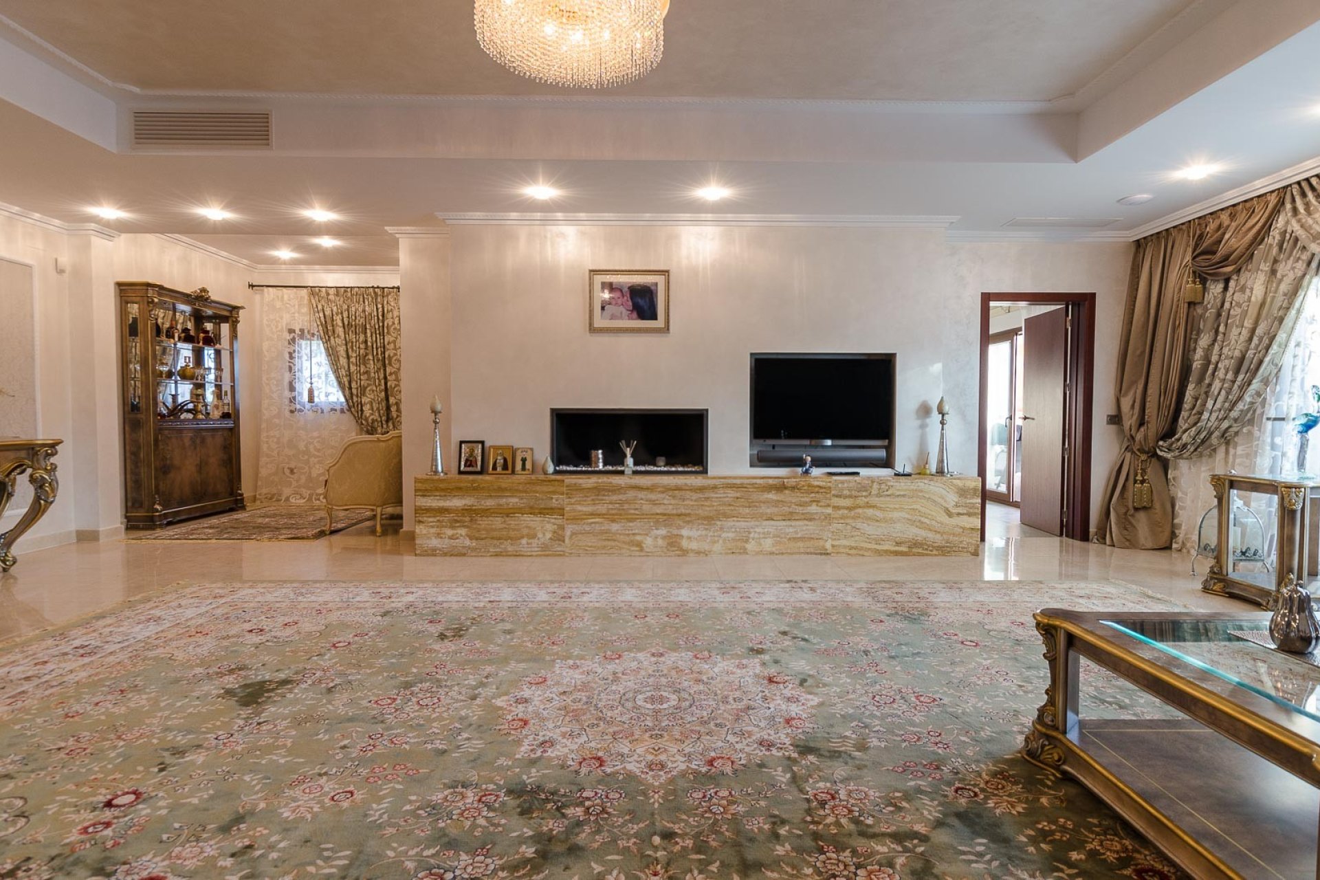Resale - Villa - Altea