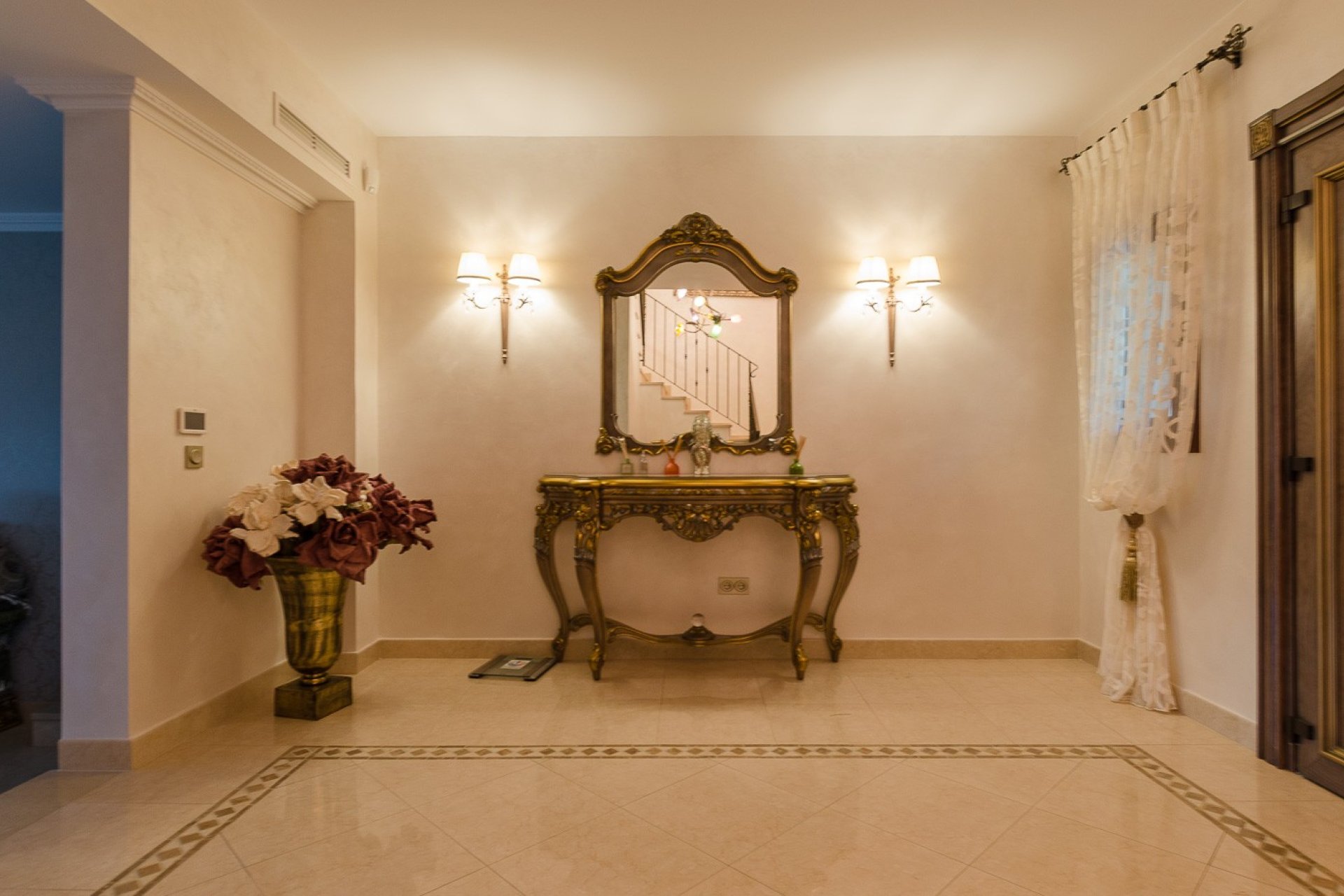 Resale - Villa - Altea