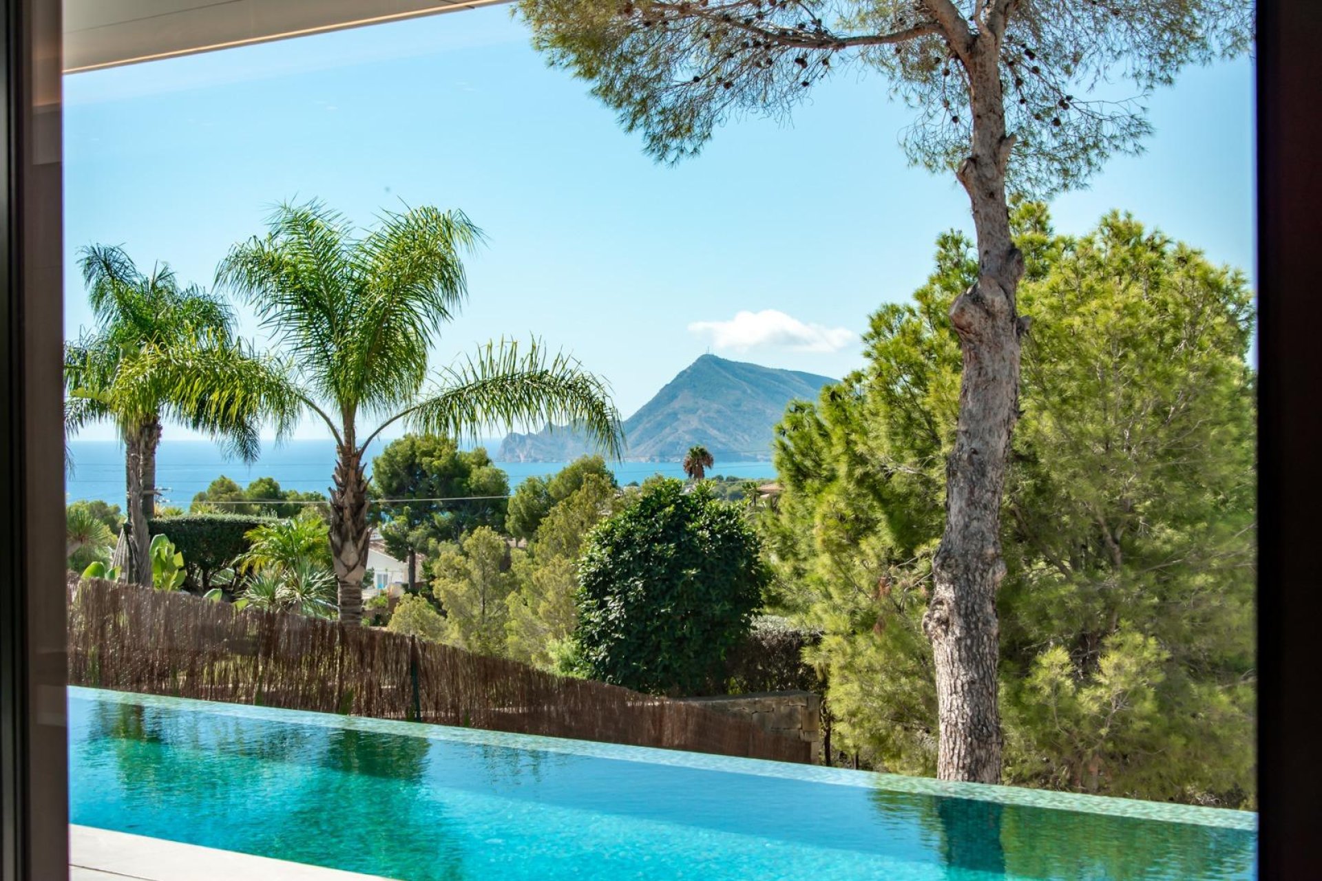 Resale - Villa - Altea