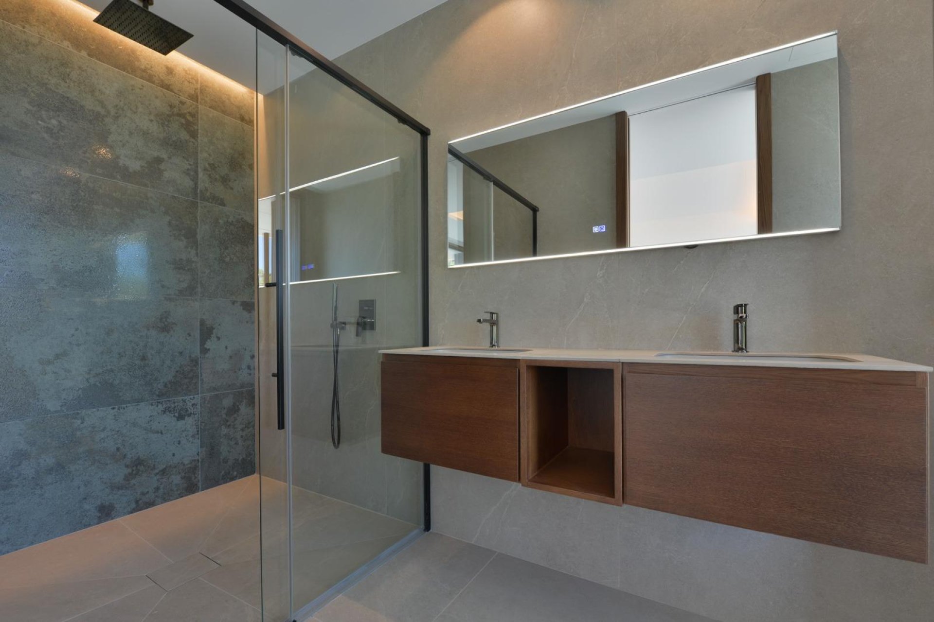 Resale - Villa - Altea