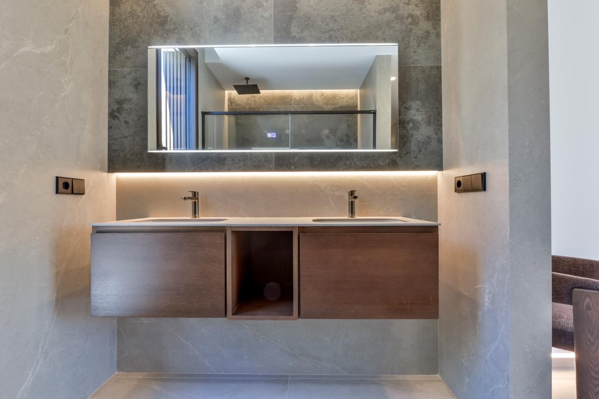 Resale - Villa - Altea