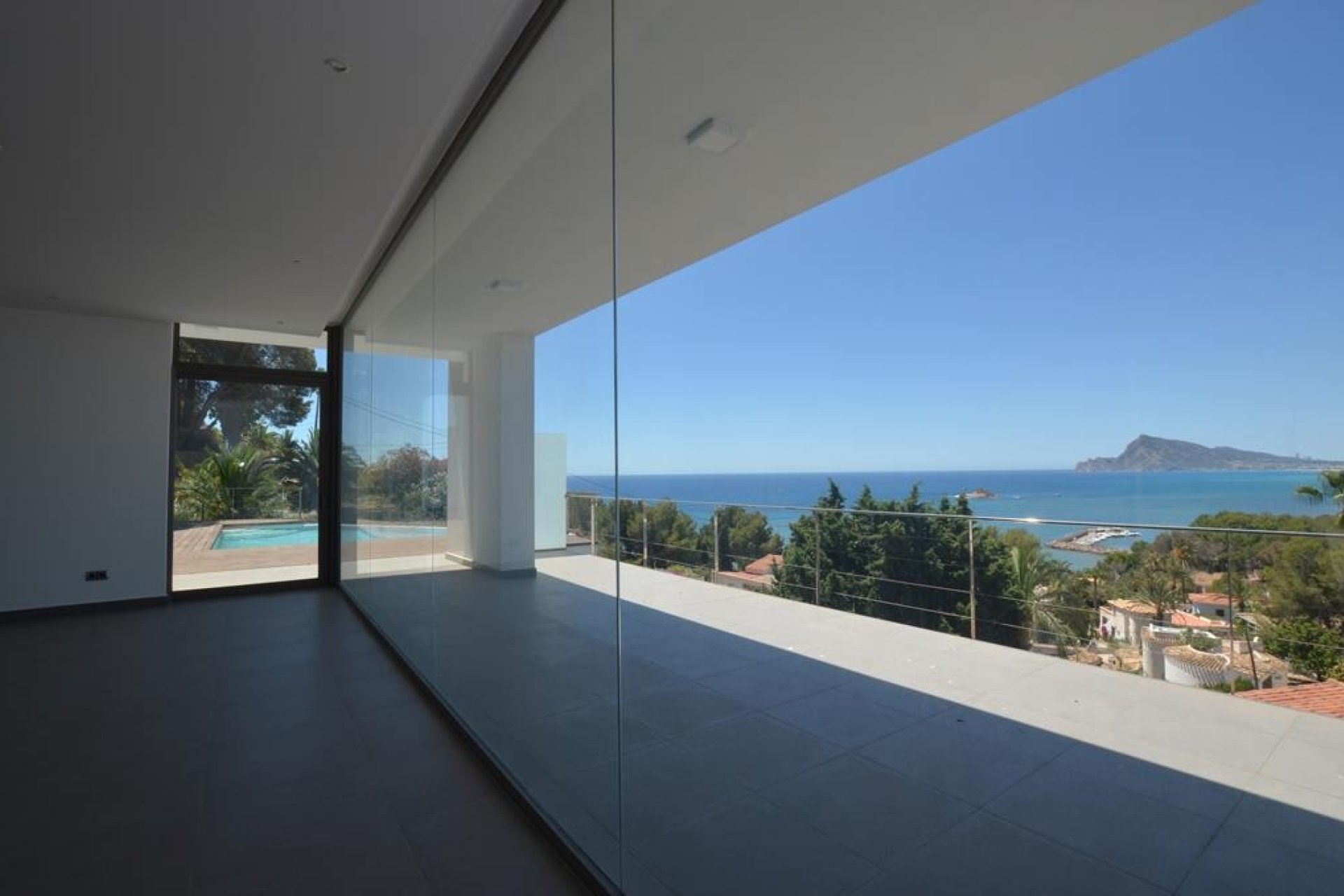 Resale - Villa - Altea