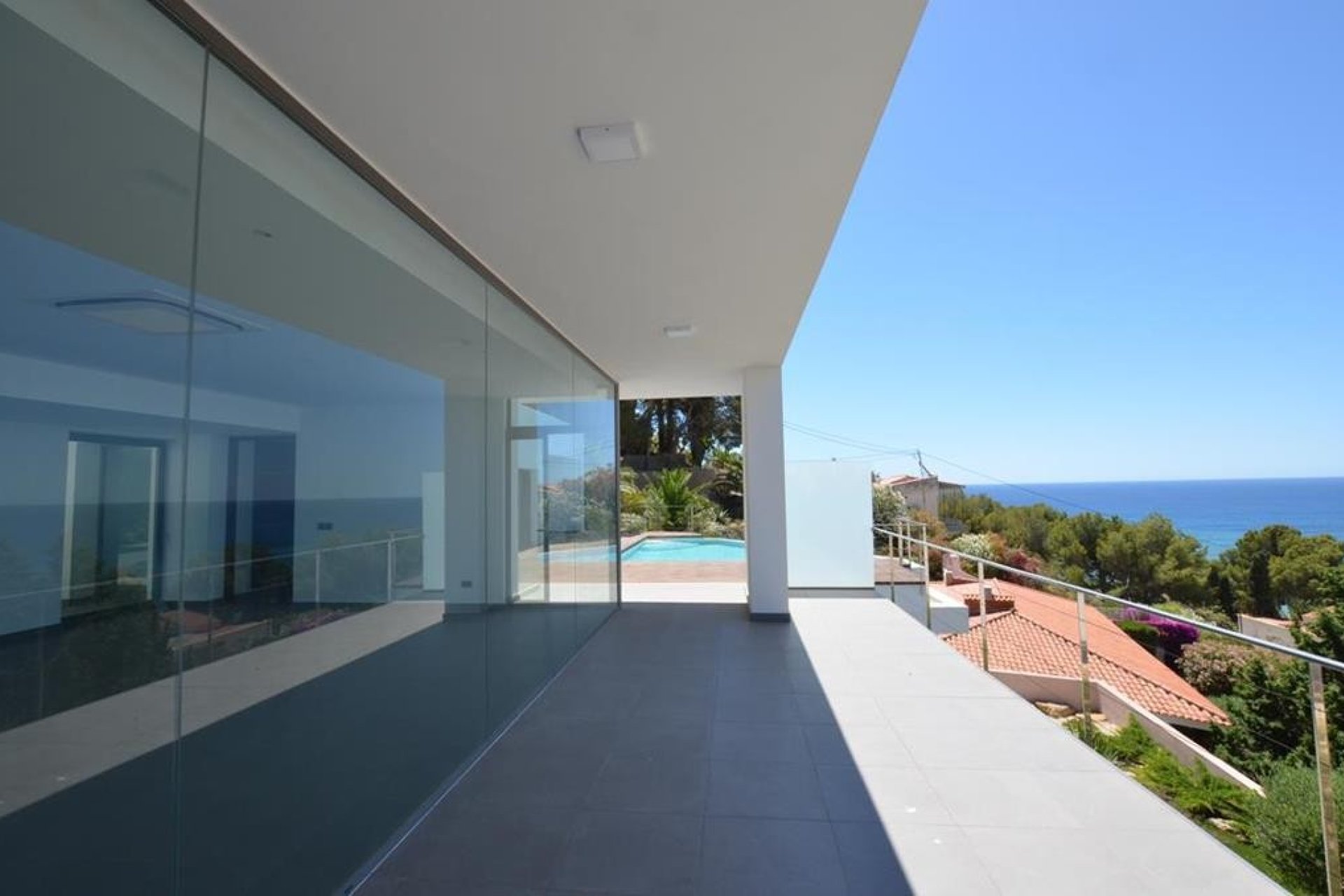Resale - Villa - Altea