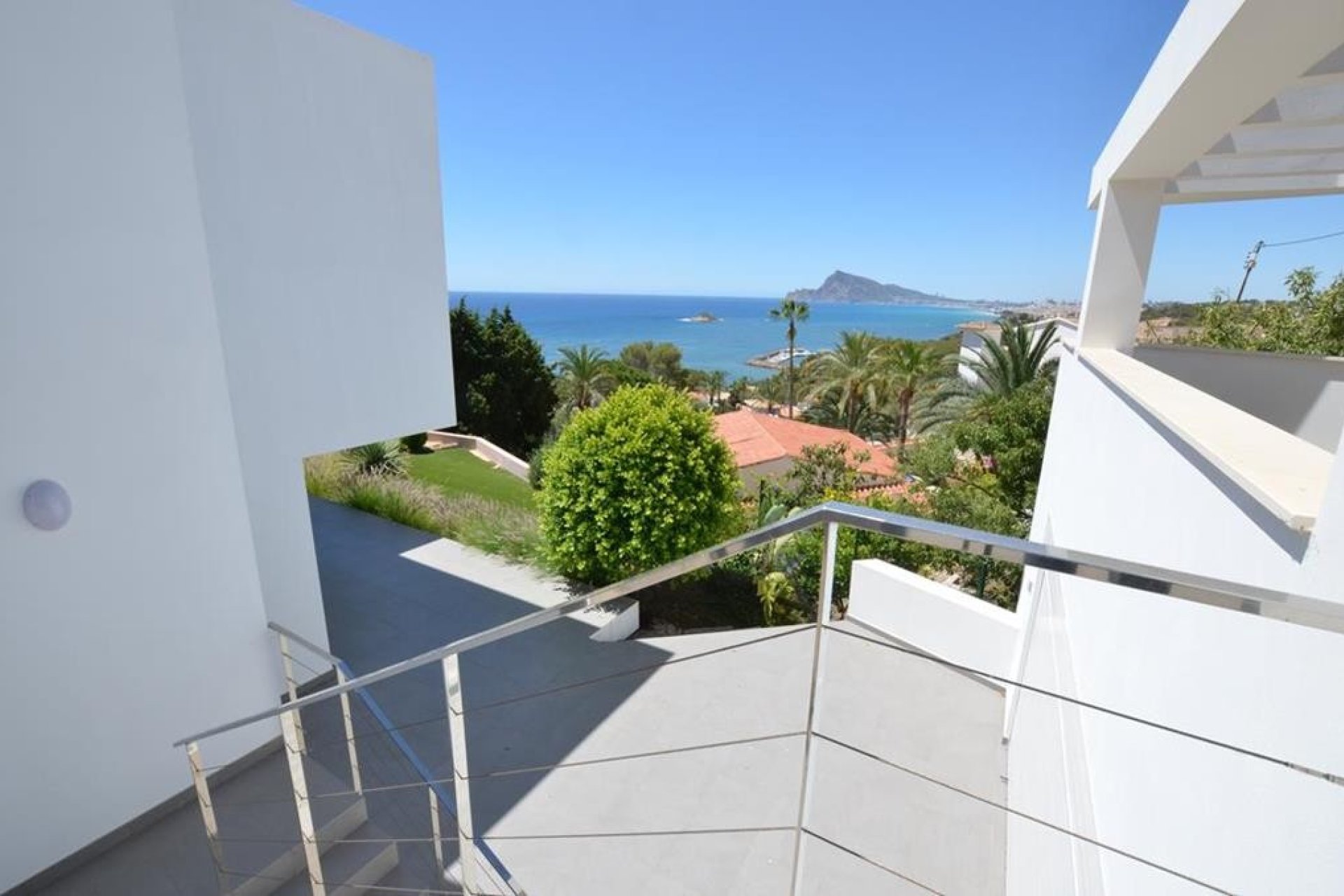 Resale - Villa - Altea