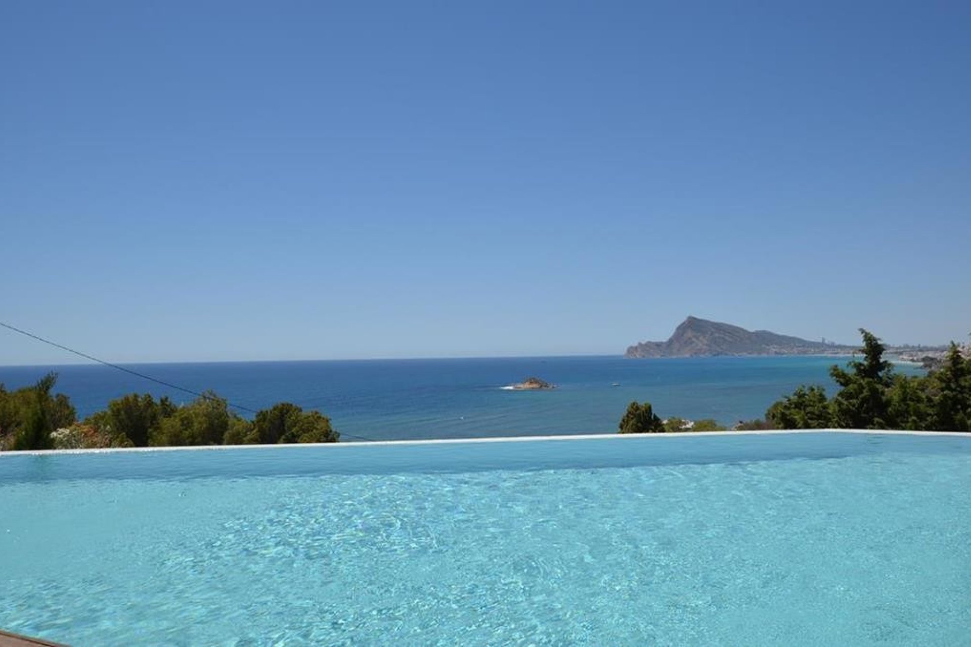 Resale - Villa - Altea