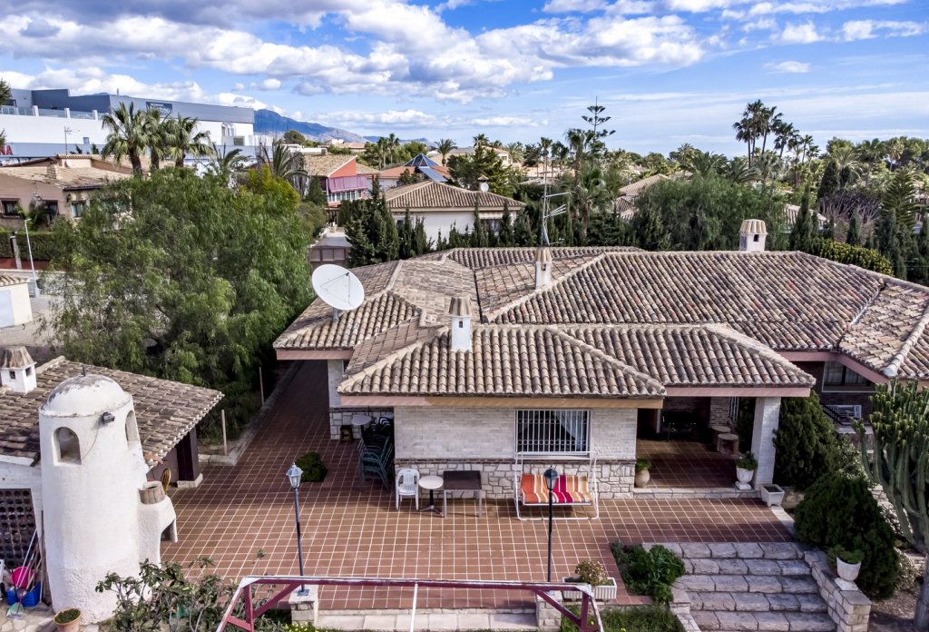 Resale - Villa - Benidorm - Cabo Blanco