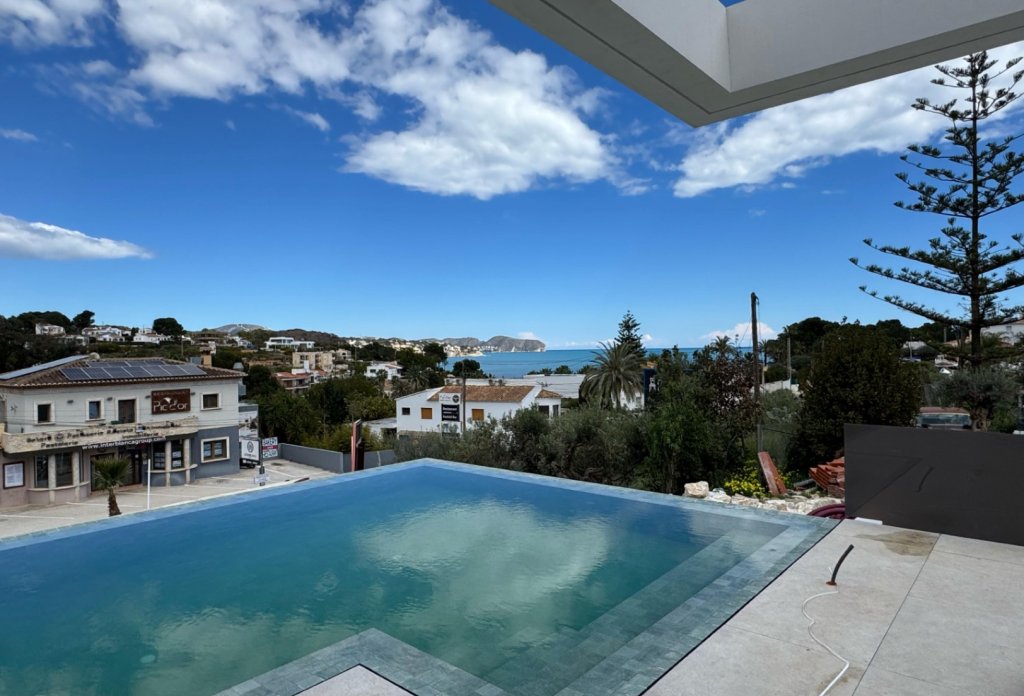 Resale - Villa - Benissa