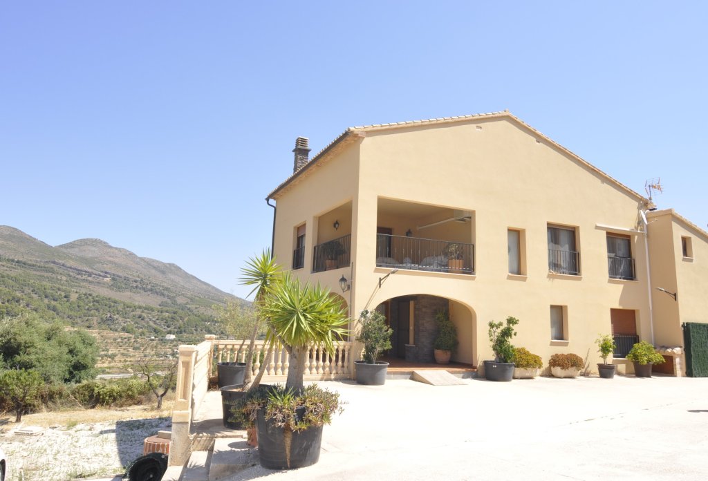 Resale - Villa - Benissa
