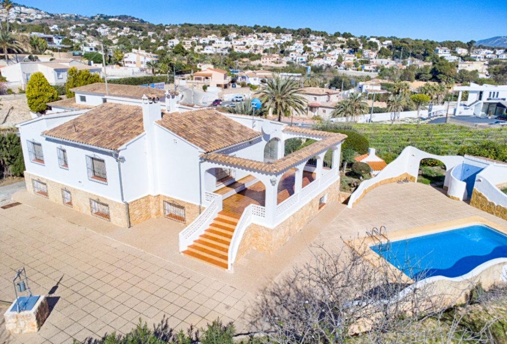 Resale - Villa - Benissa