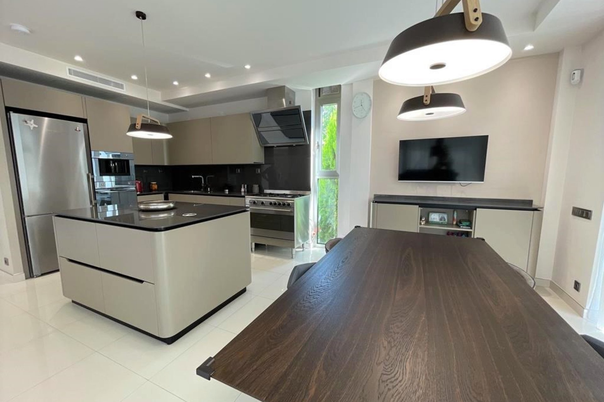 Resale - Villa - Calpe - Basetes