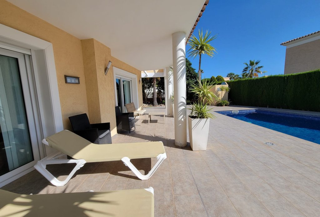 Resale - Villa - Calpe - Casanova